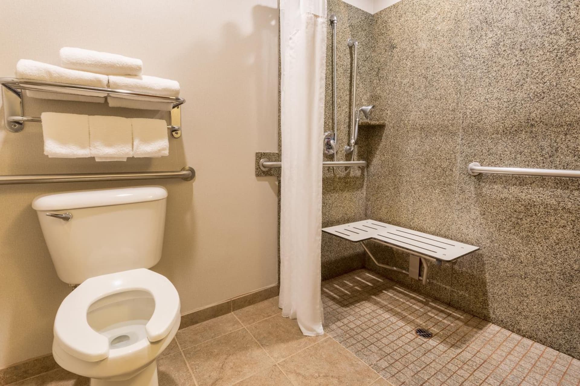 Holiday Inn Express Hotel & Suites Manteca by IHG gallery photo in Manteca, CA — image 32