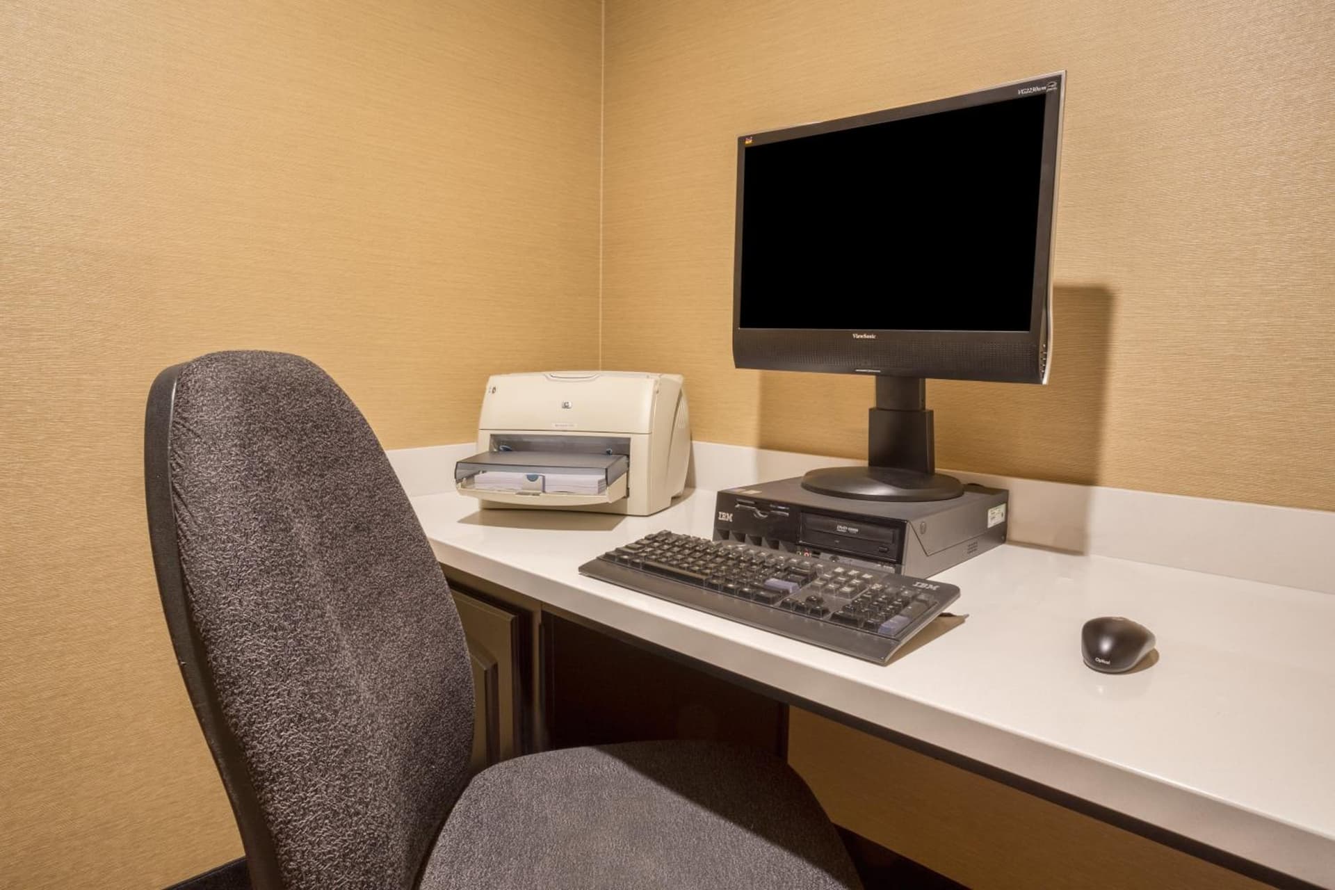 Holiday Inn Express Hotel & Suites Manteca by IHG gallery photo in Manteca, CA — image 27