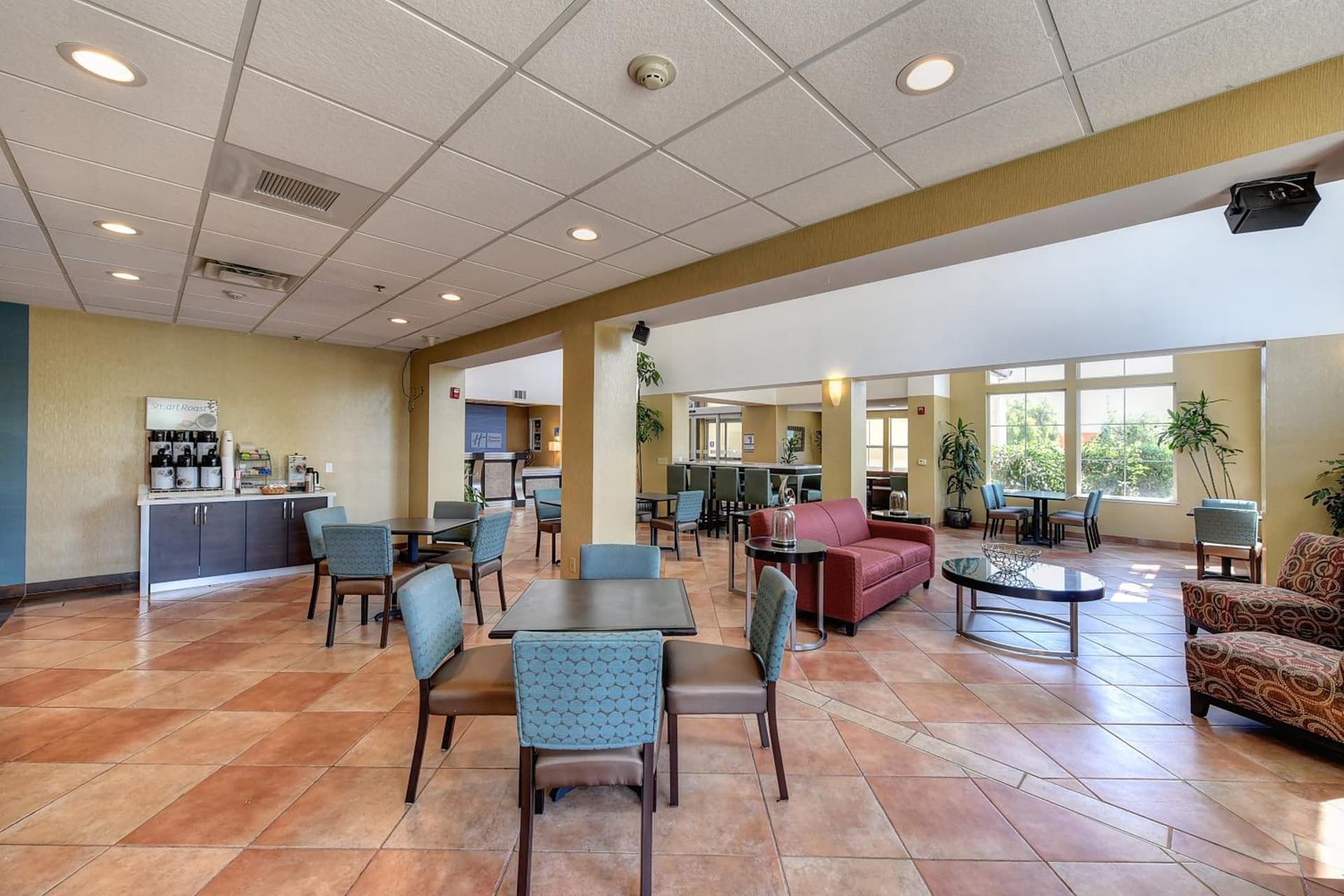 Holiday Inn Express Hotel & Suites Manteca by IHG gallery photo in Manteca, CA — image 37