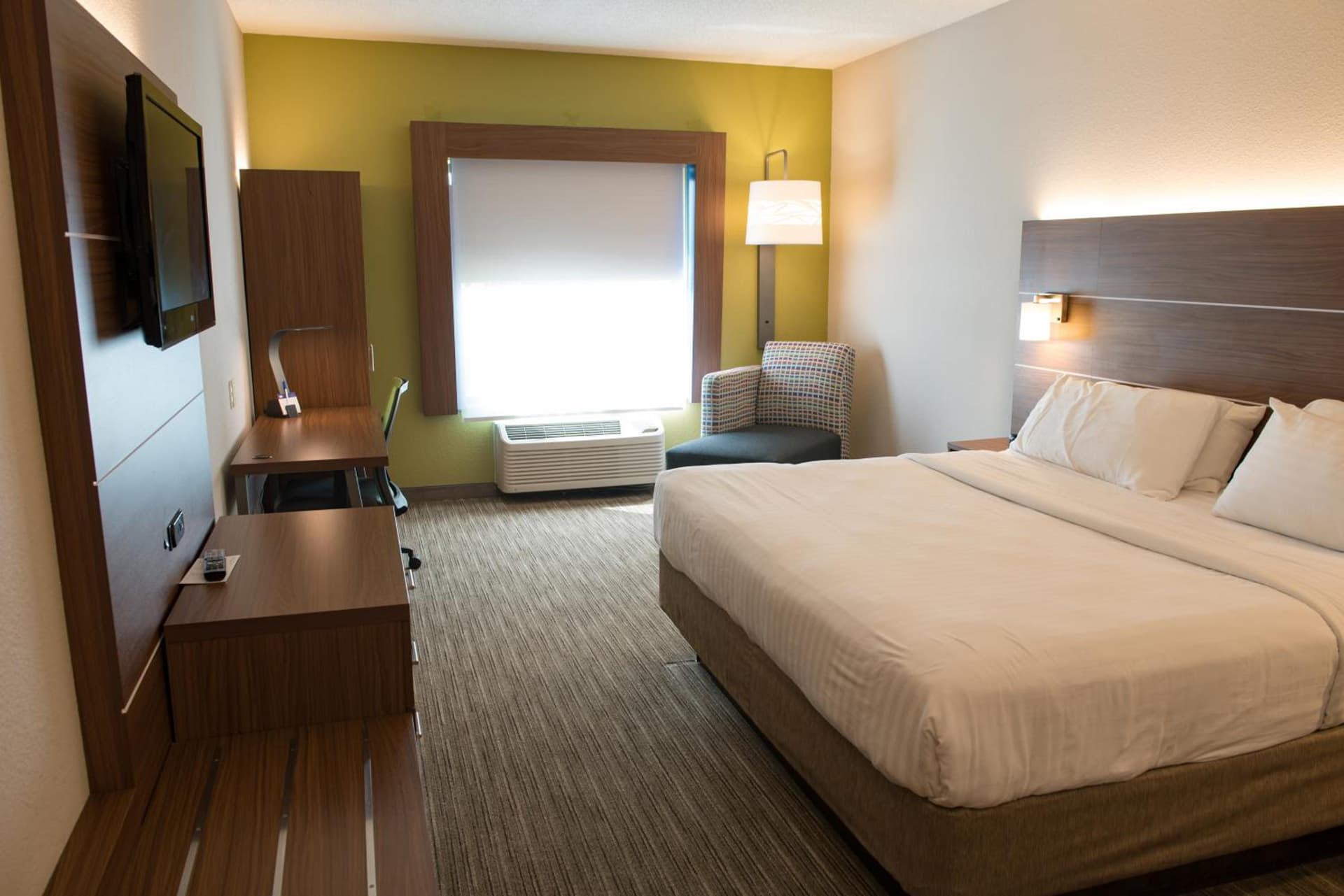 Holiday Inn Express Hotel & Suites Elkhart-South by IHG gallery photo in Elkhart, IN — image 16