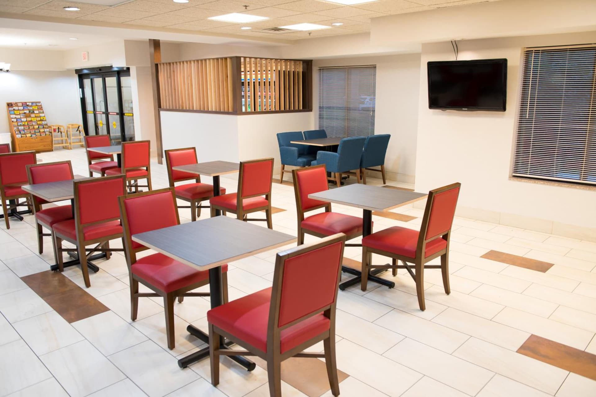 Holiday Inn Express Hotel & Suites Elkhart-South by IHG gallery photo in Elkhart, IN — image 30