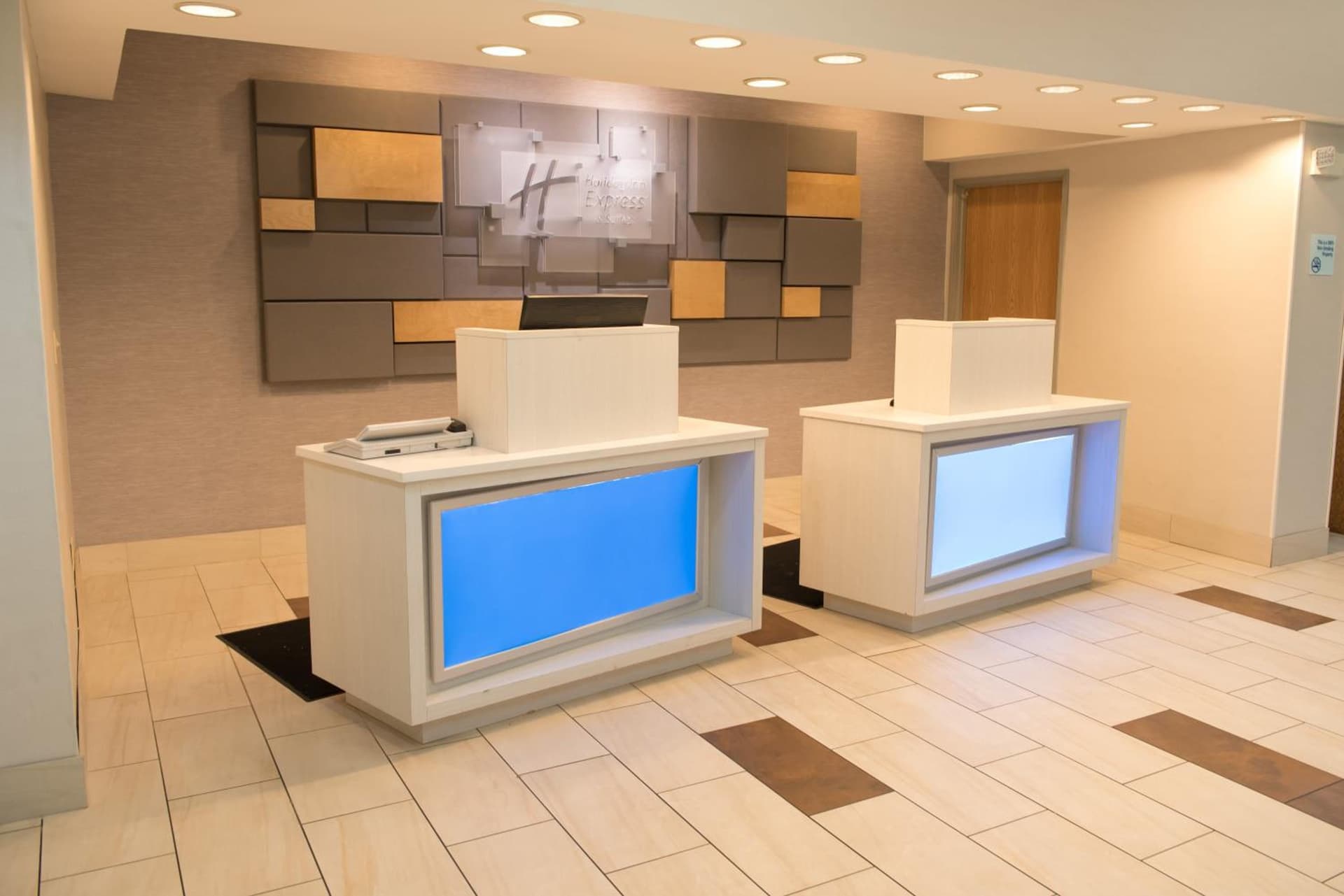 Holiday Inn Express Hotel & Suites Elkhart-South by IHG gallery photo in Elkhart, IN — image 27