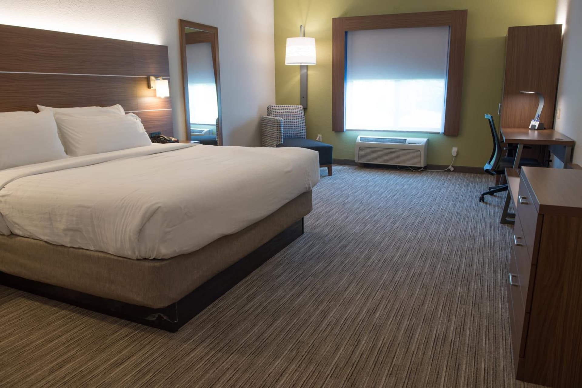 Holiday Inn Express Hotel & Suites Elkhart-South by IHG gallery photo in Elkhart, IN — image 17