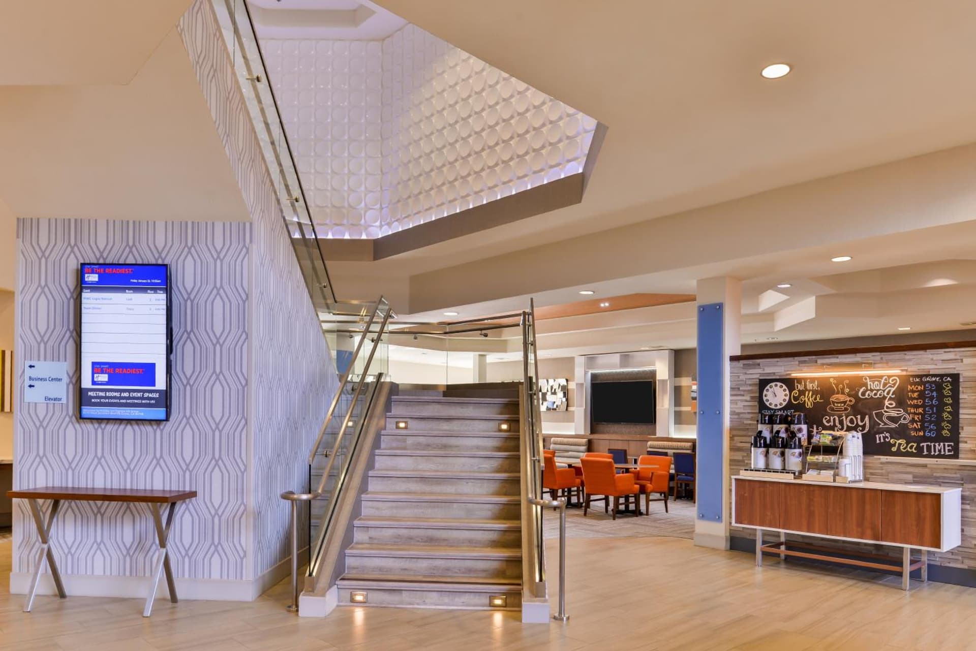 HOLIDAY INN EXPRESS & SUITES ELK GROVE CENTRAL - HWY 99 by IHG gallery photo in Elk Grove, CA — image 41