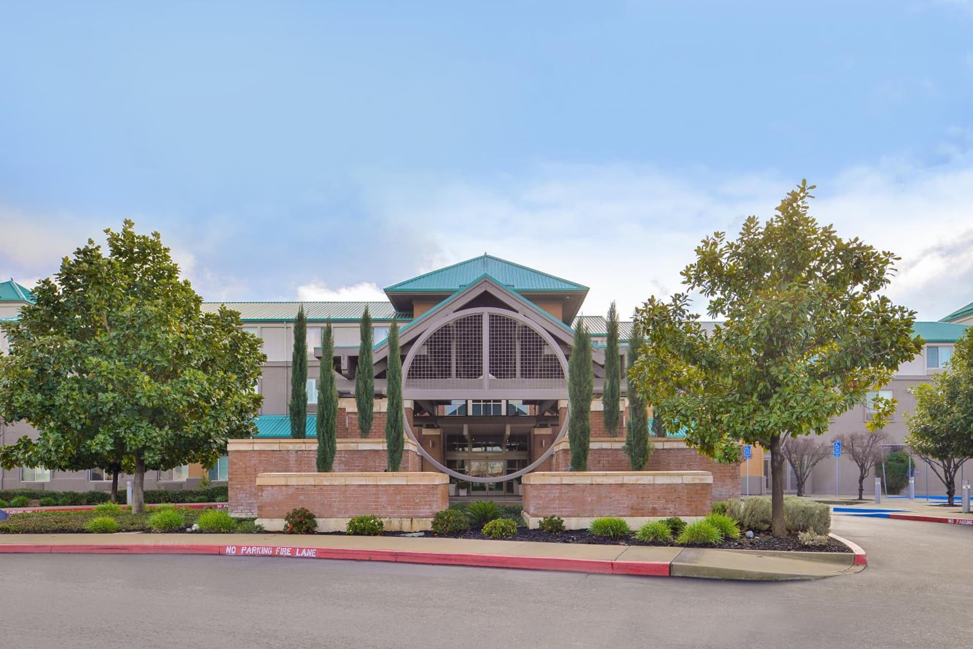 HOLIDAY INN EXPRESS & SUITES ELK GROVE CENTRAL - HWY 99 by IHG gallery photo in Elk Grove, CA — image 49