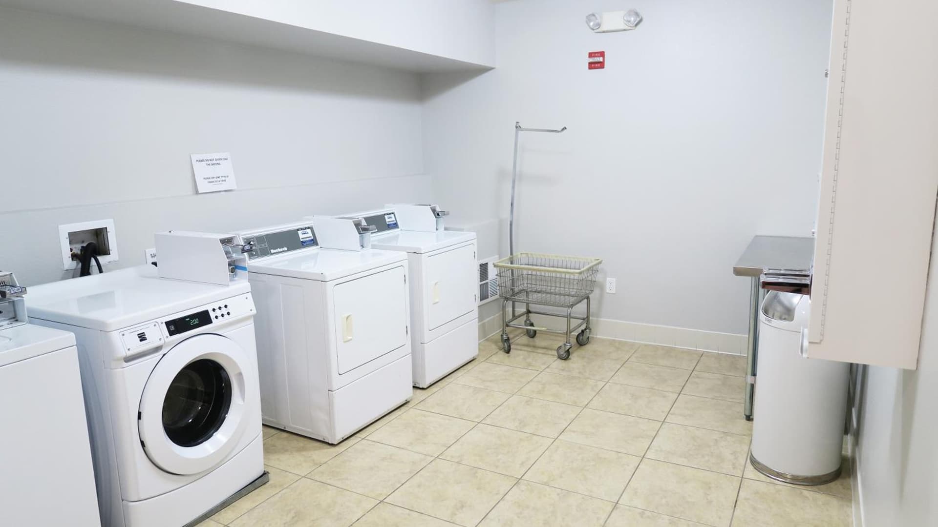 HOLIDAY INN EXPRESS & SUITES ELK GROVE CENTRAL - HWY 99 by IHG gallery photo in Elk Grove, CA — image 34