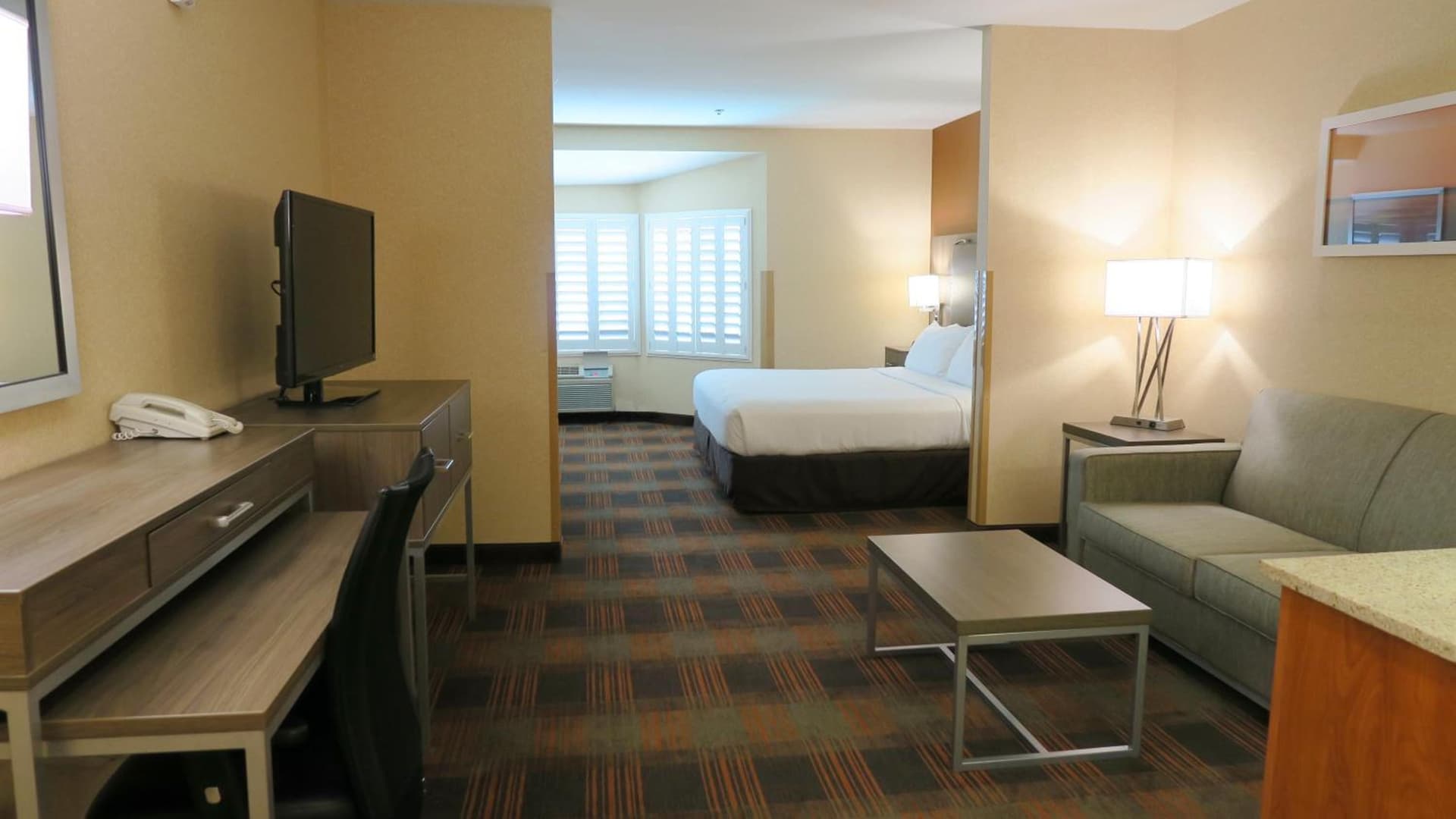 HOLIDAY INN EXPRESS & SUITES ELK GROVE CENTRAL - HWY 99 by IHG gallery photo in Elk Grove, CA — image 30