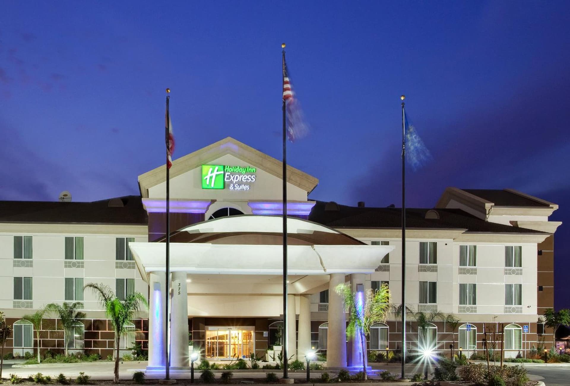 Holiday Inn Express & Suites Dinuba West by IHG featured exterior or lobby in Dinuba, CA — similar hotel