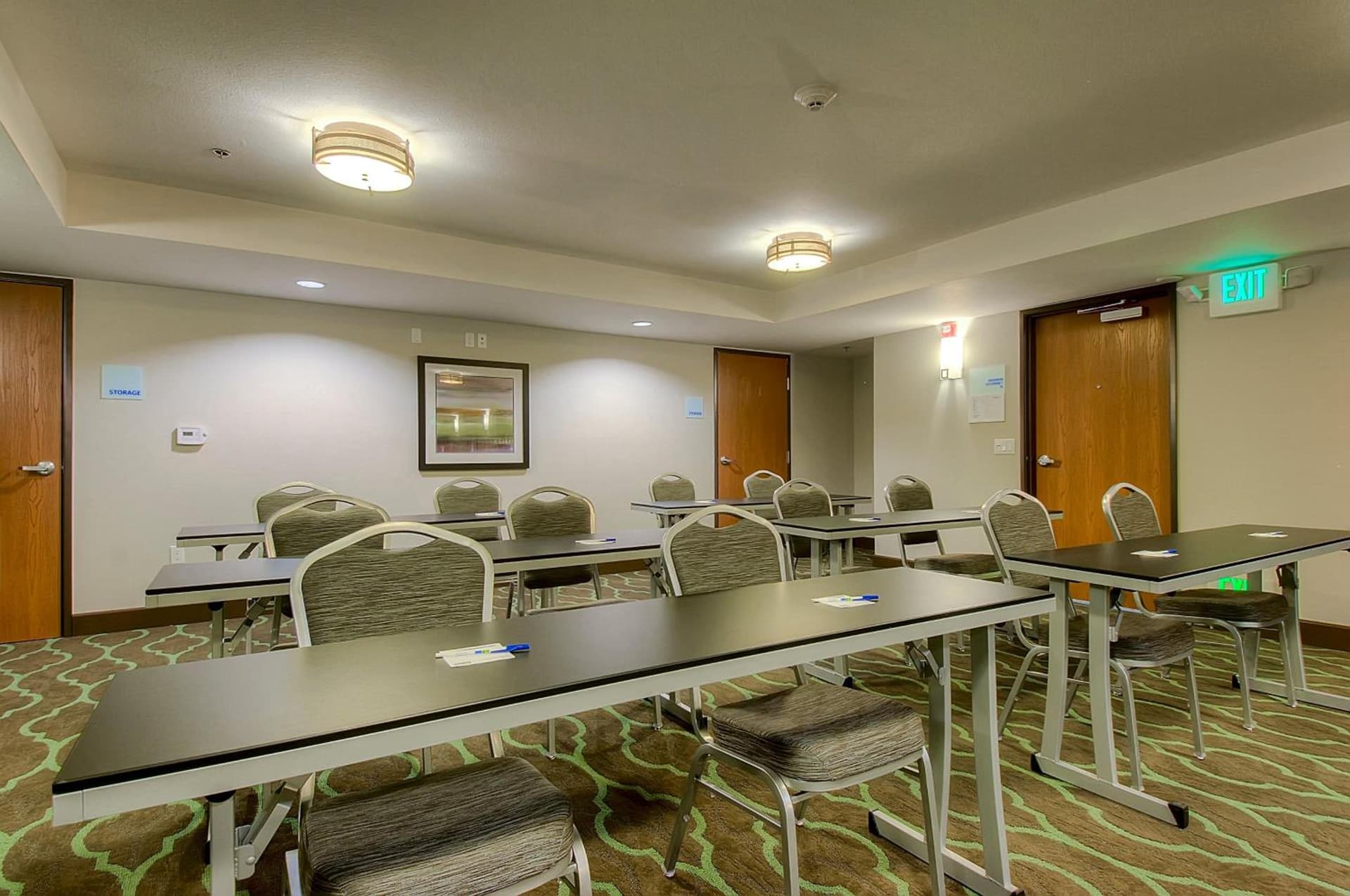 Holiday Inn Express & Suites Carlsbad Beach by IHG gallery photo in Carlsbad, CA — image 11