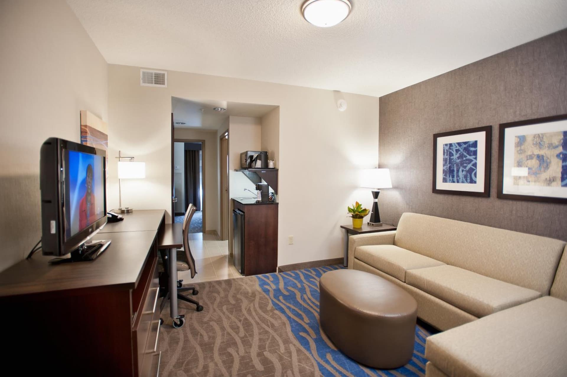 Holiday Inn Express & Suites Dayton South - I-675 by IHG gallery photo in Shanersville, OH — image 30