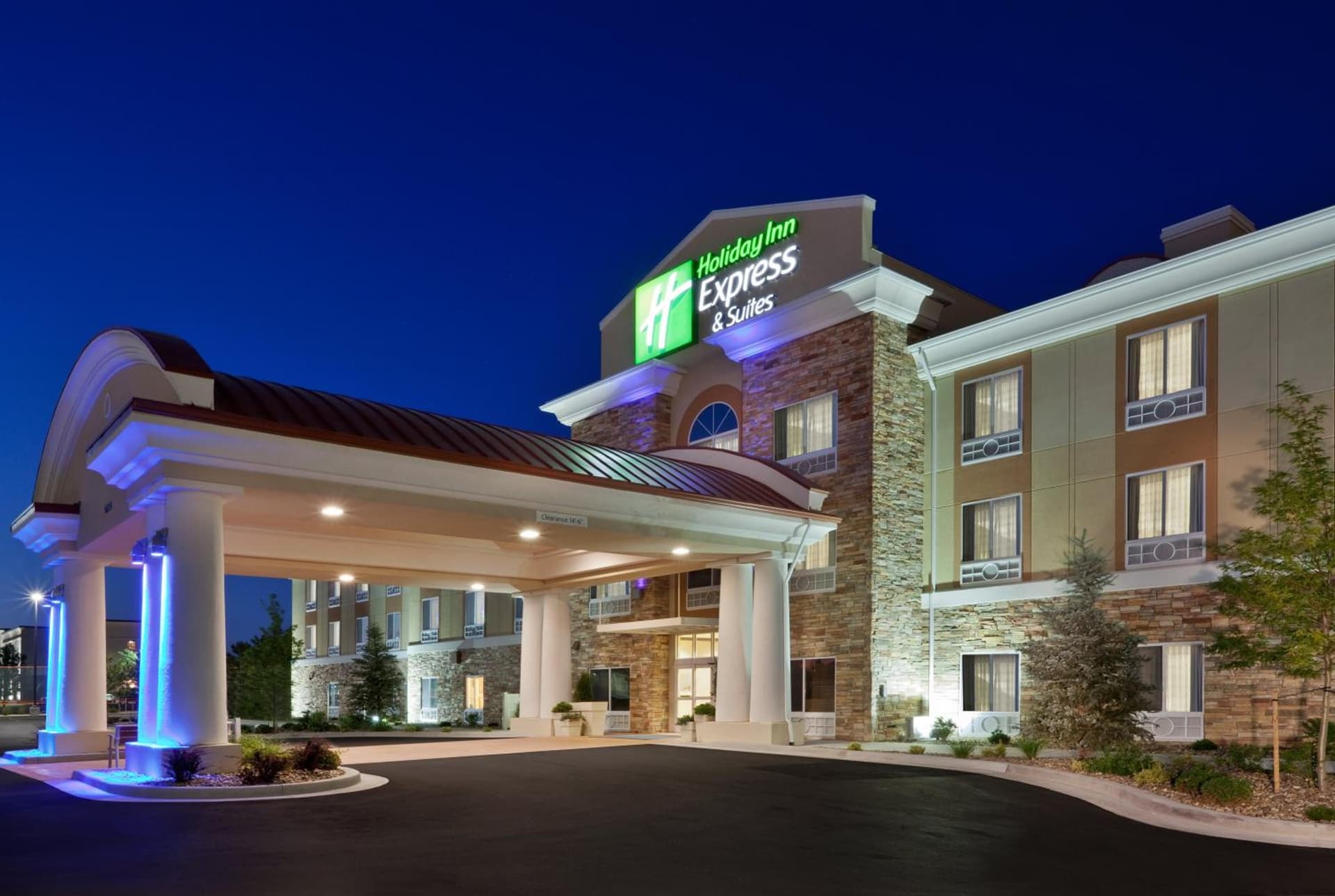 Holiday Inn Express Hotel Twin Falls by IHG featured exterior or lobby in Twin Falls, ID — similar hotel