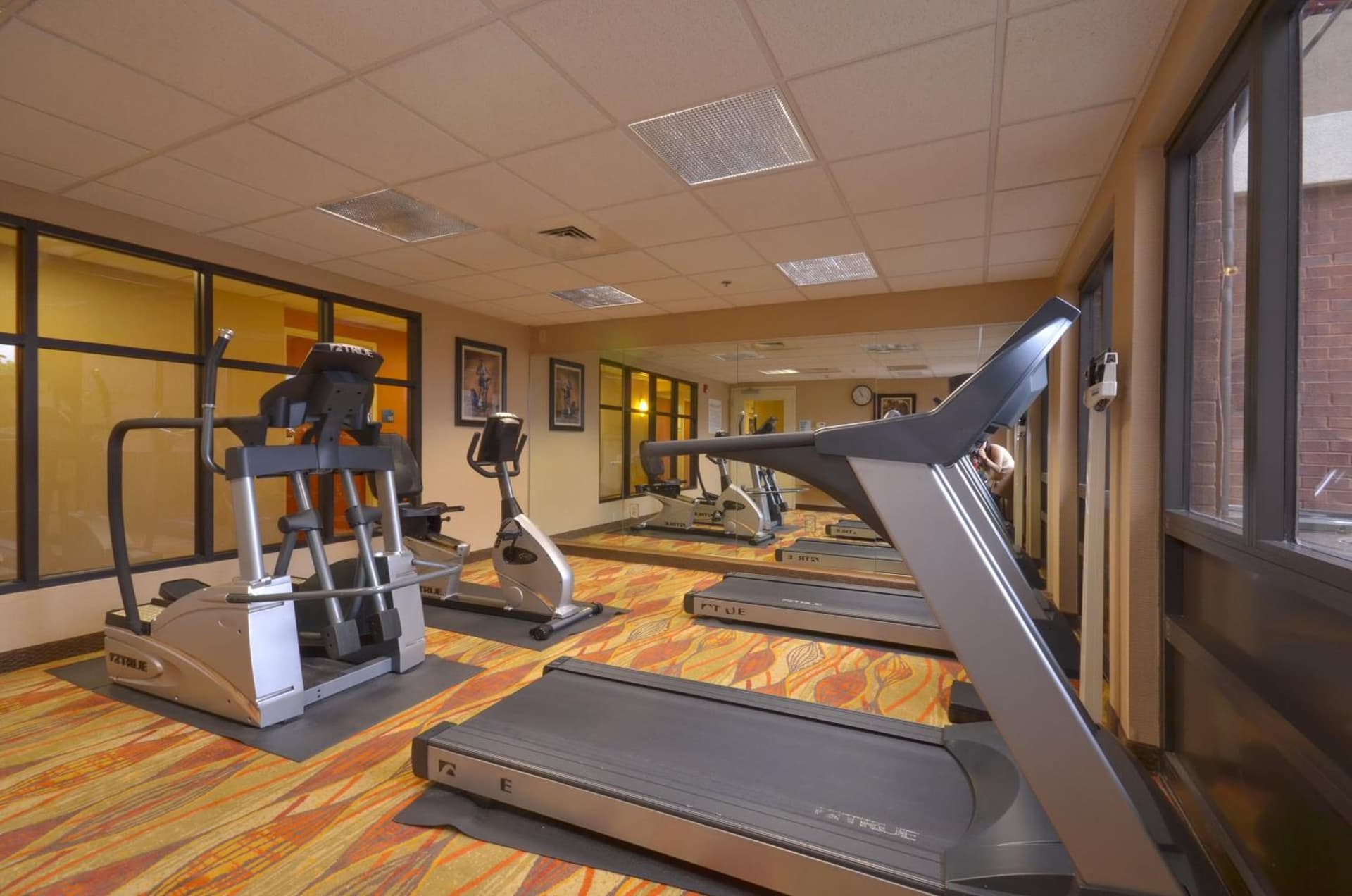 Holiday Inn Express & Suites Pine Bluff/Pines Mall by IHG property views in Pine Bluff, AR — gallery photo 3