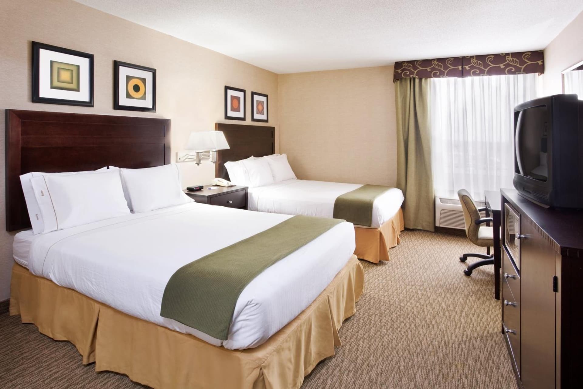 Holiday Inn Express Hotel & Suites Cleveland-Streetsboro by IHG gallery photo in Streetsboro, OH — image 7