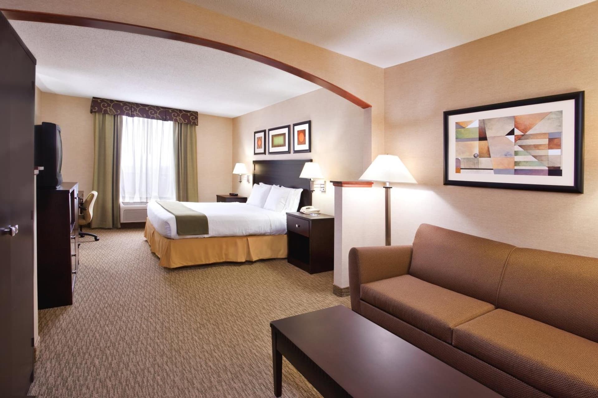 Holiday Inn Express Hotel & Suites Cleveland-Streetsboro by IHG gallery photo in Streetsboro, OH — image 4