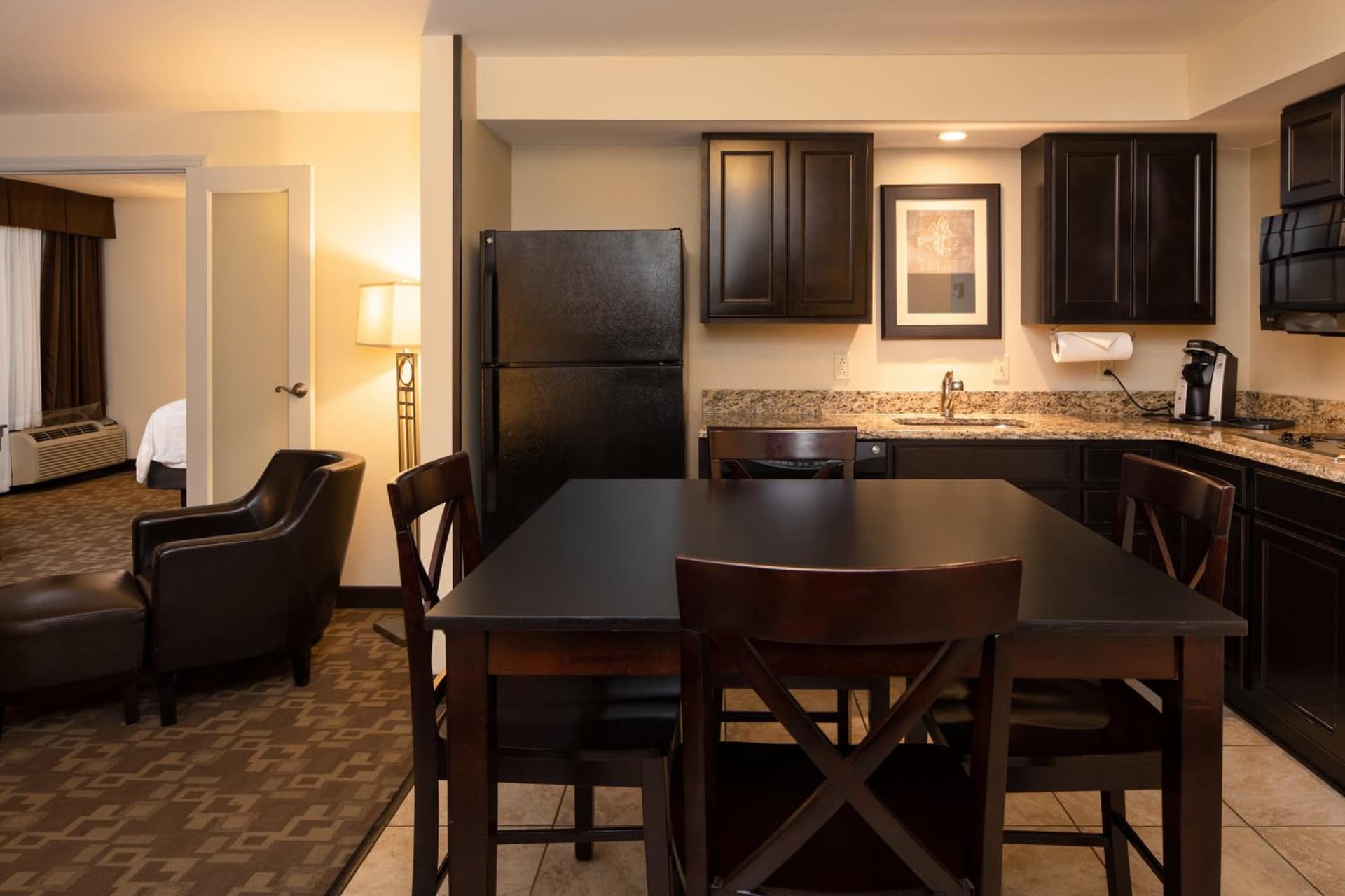 Holiday Inn and Suites Charleston West by IHG gallery photo in Charleston, WV — image 48