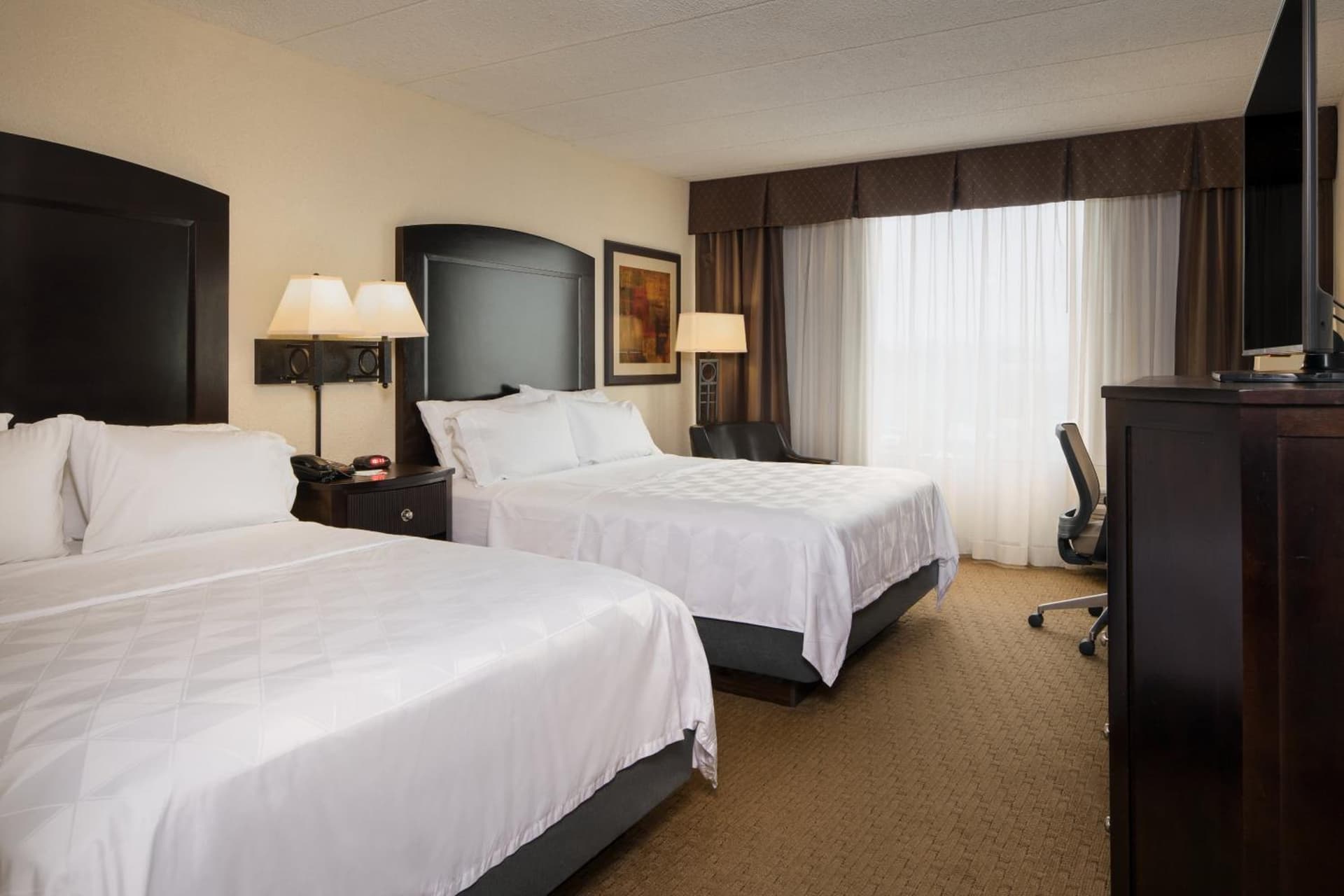 Holiday Inn and Suites Charleston West by IHG gallery photo in Charleston, WV — image 40