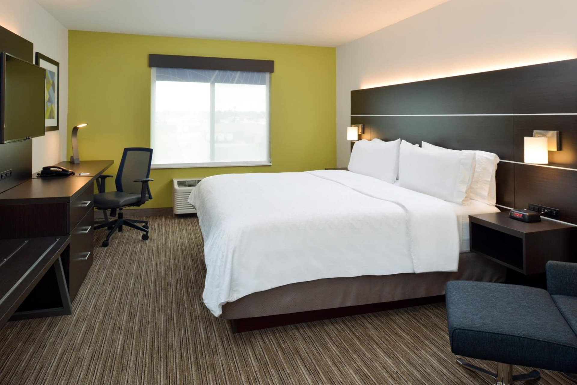 Holiday Inn Express & Suites Pueblo by IHG gallery photo in Pueblo, CO — image 31