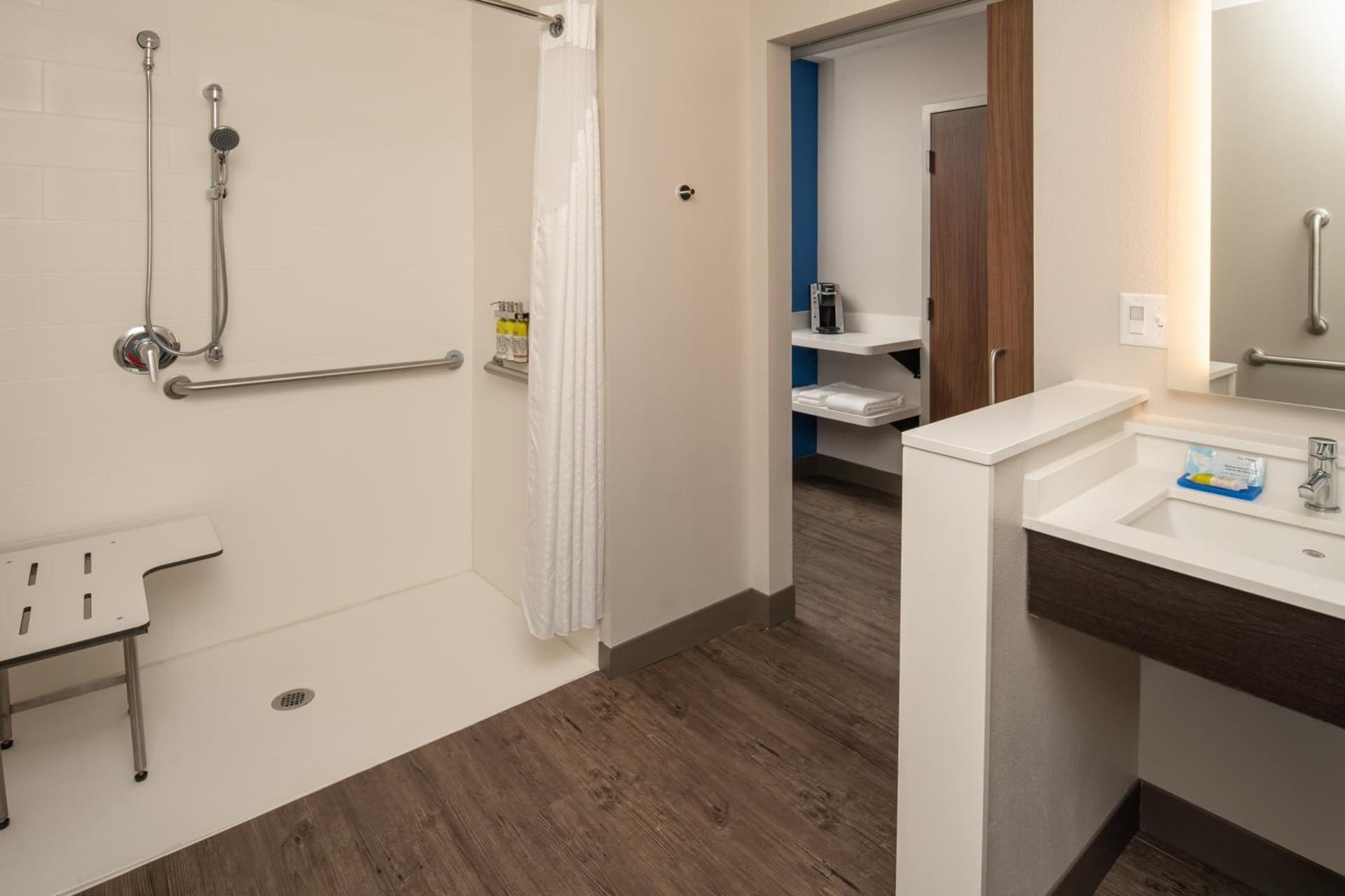 Holiday Inn Express & Suites - Camas by IHG gallery photo in Camas, WA — image 19