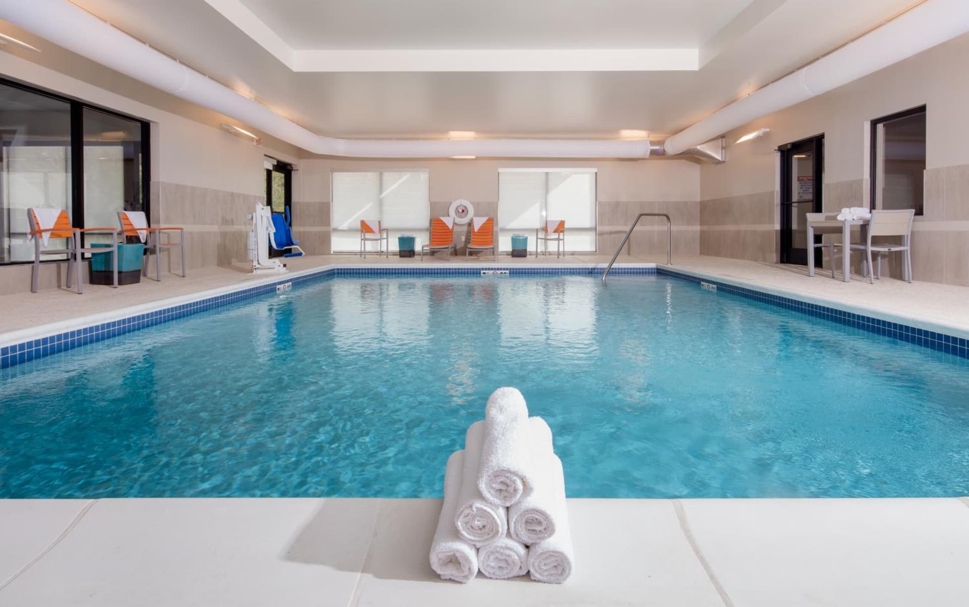 Holiday Inn Express East Peoria - Riverfront by IHG gallery photo in Peoria, IL — image 17