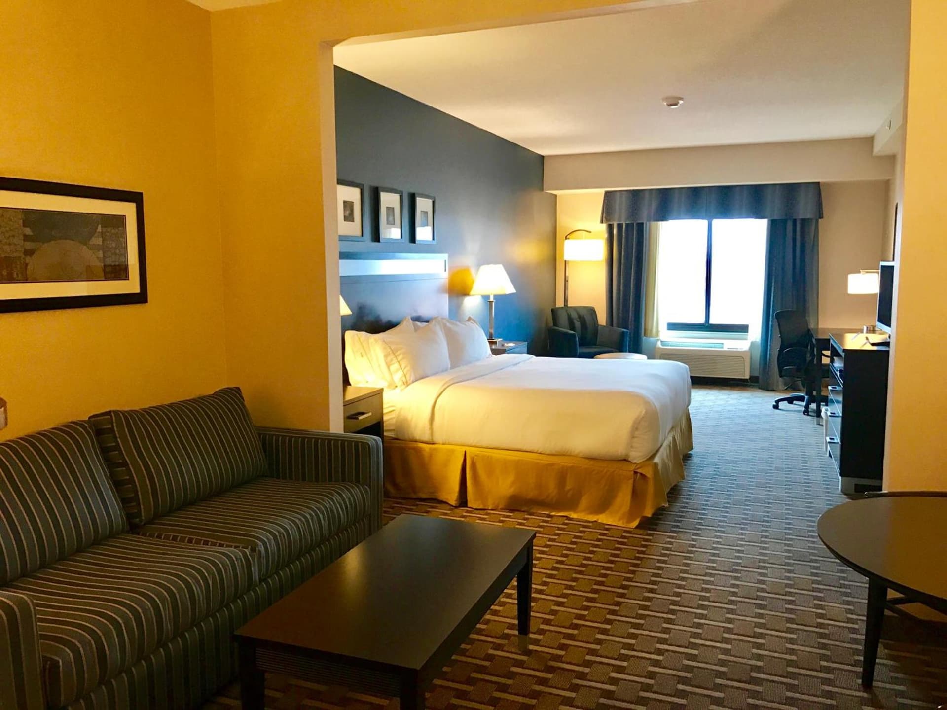 Holiday Inn Express & Suites Morton Peoria Area by IHG gallery photo in Morton, IL — image 25