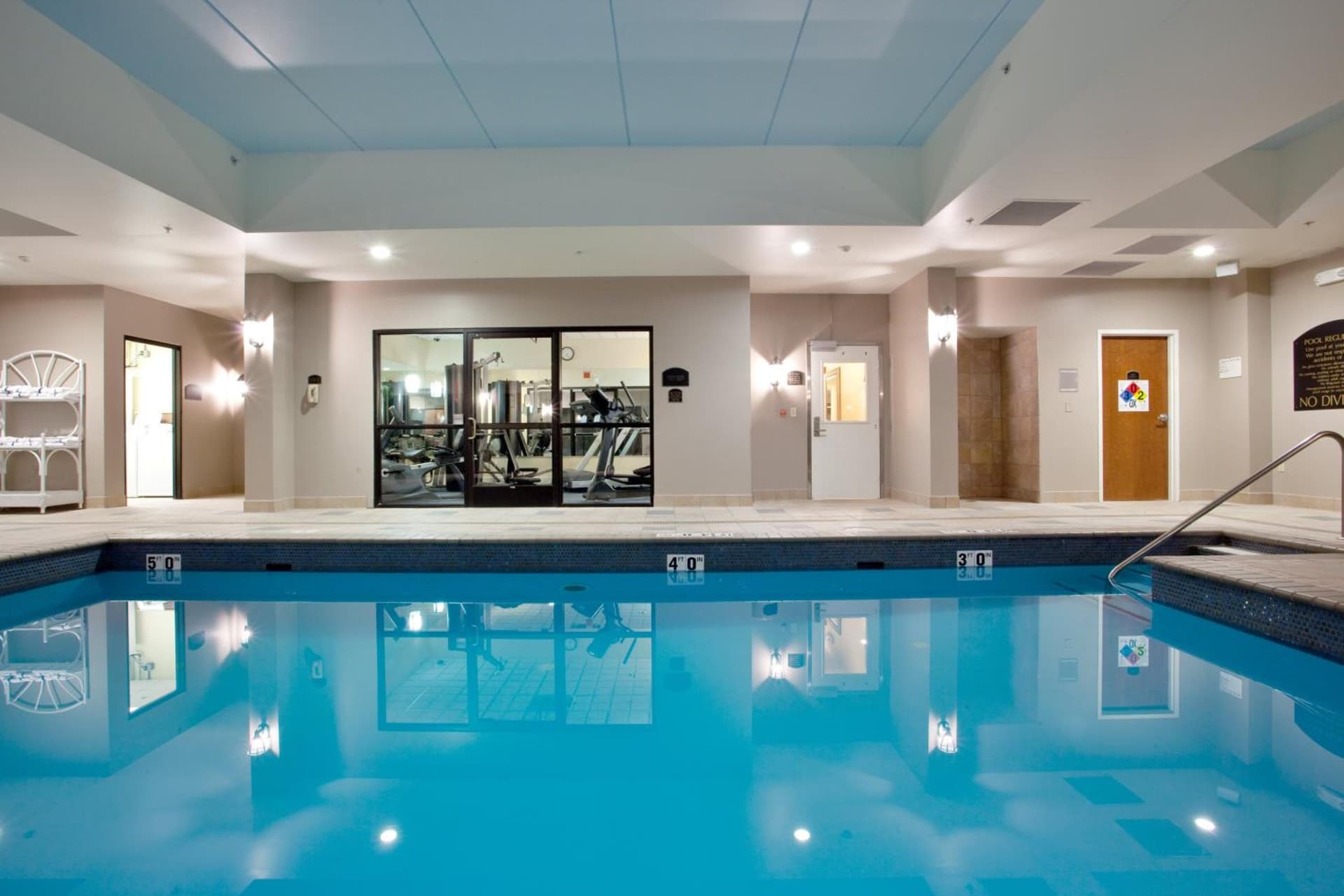 Holiday Inn Express & Suites Newport News by IHG gallery photo in Newport News, VA — image 24