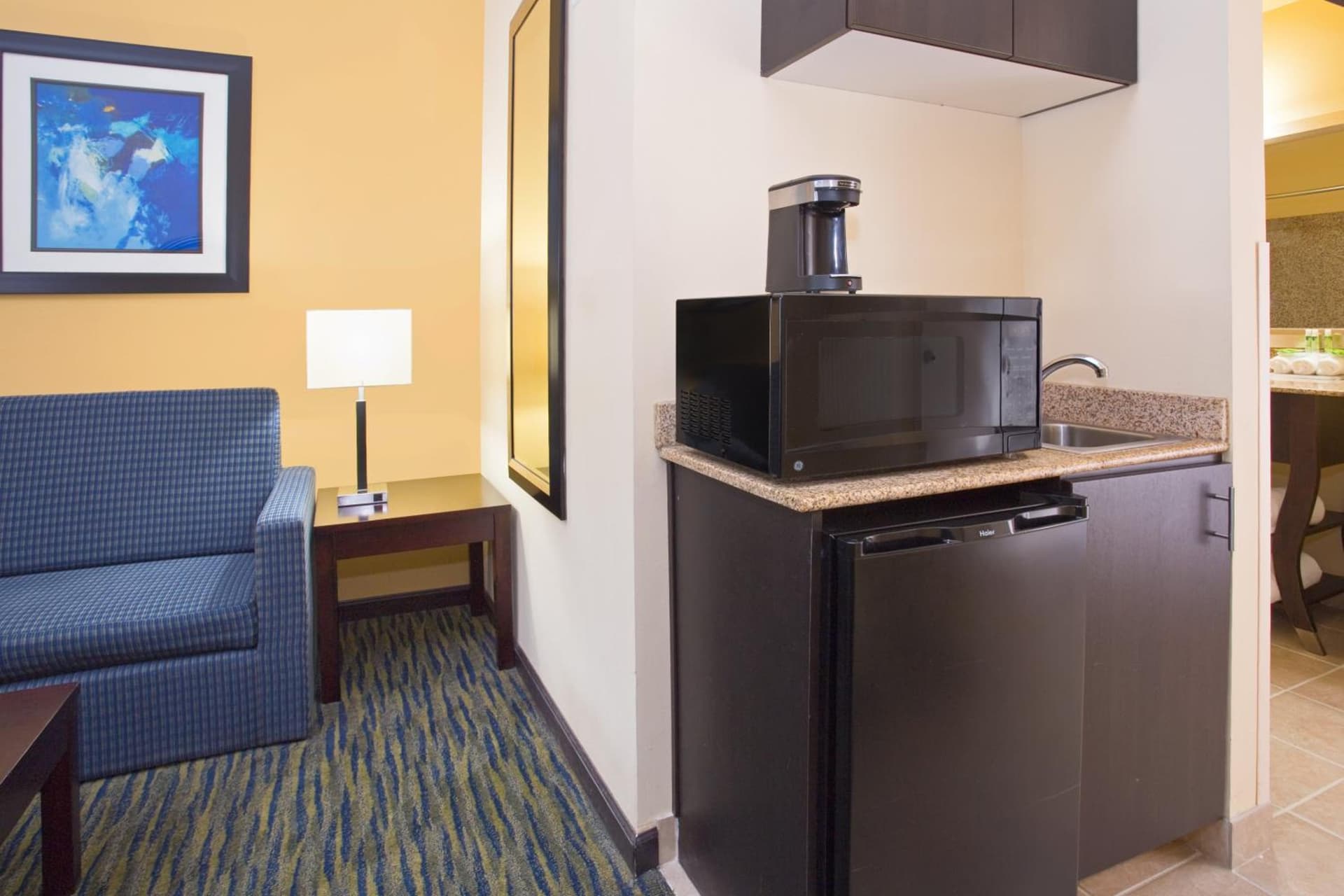 Holiday Inn Express & Suites Denver North - Thornton by IHG gallery photo in Thornton, CO — image 11