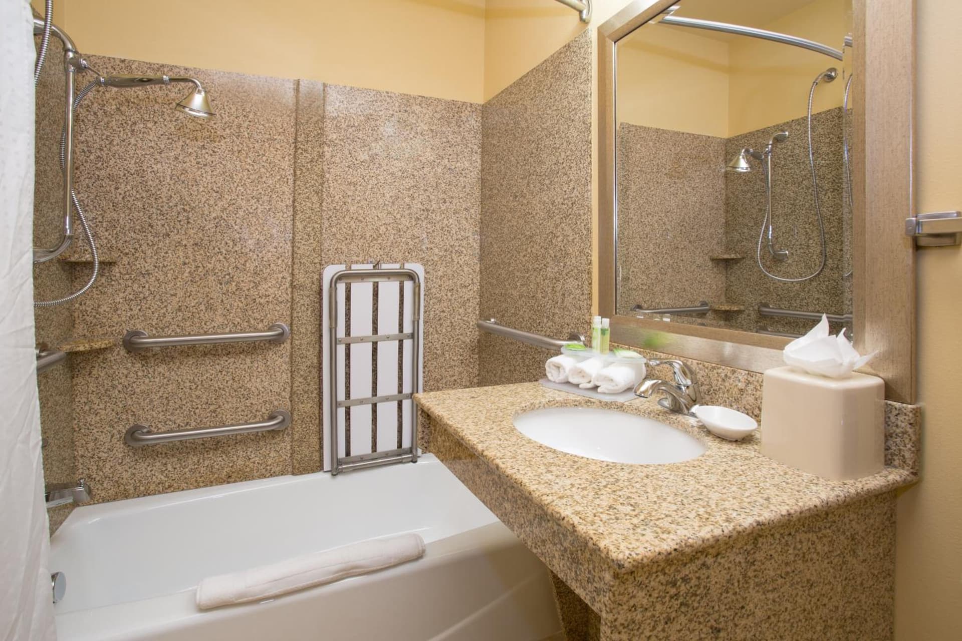 Holiday Inn Express & Suites Denver North - Thornton by IHG gallery photo in Thornton, CO — image 49