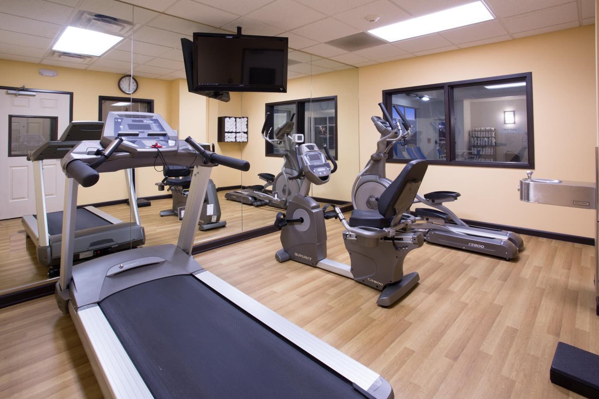 Holiday Inn Express & Suites Denver North - Thornton by IHG gallery photo in Thornton, CO — image 4