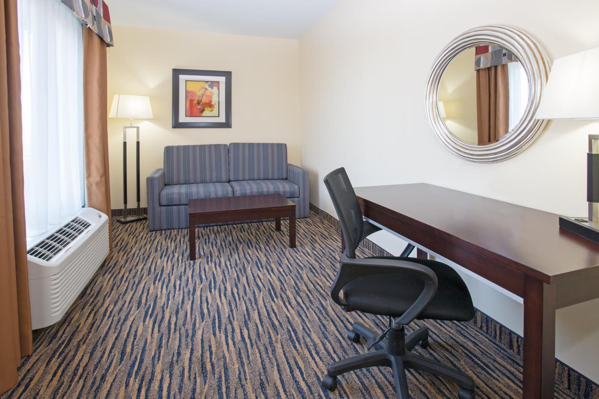 Holiday Inn Express & Suites Denver North - Thornton by IHG gallery photo in Thornton, CO — image 48