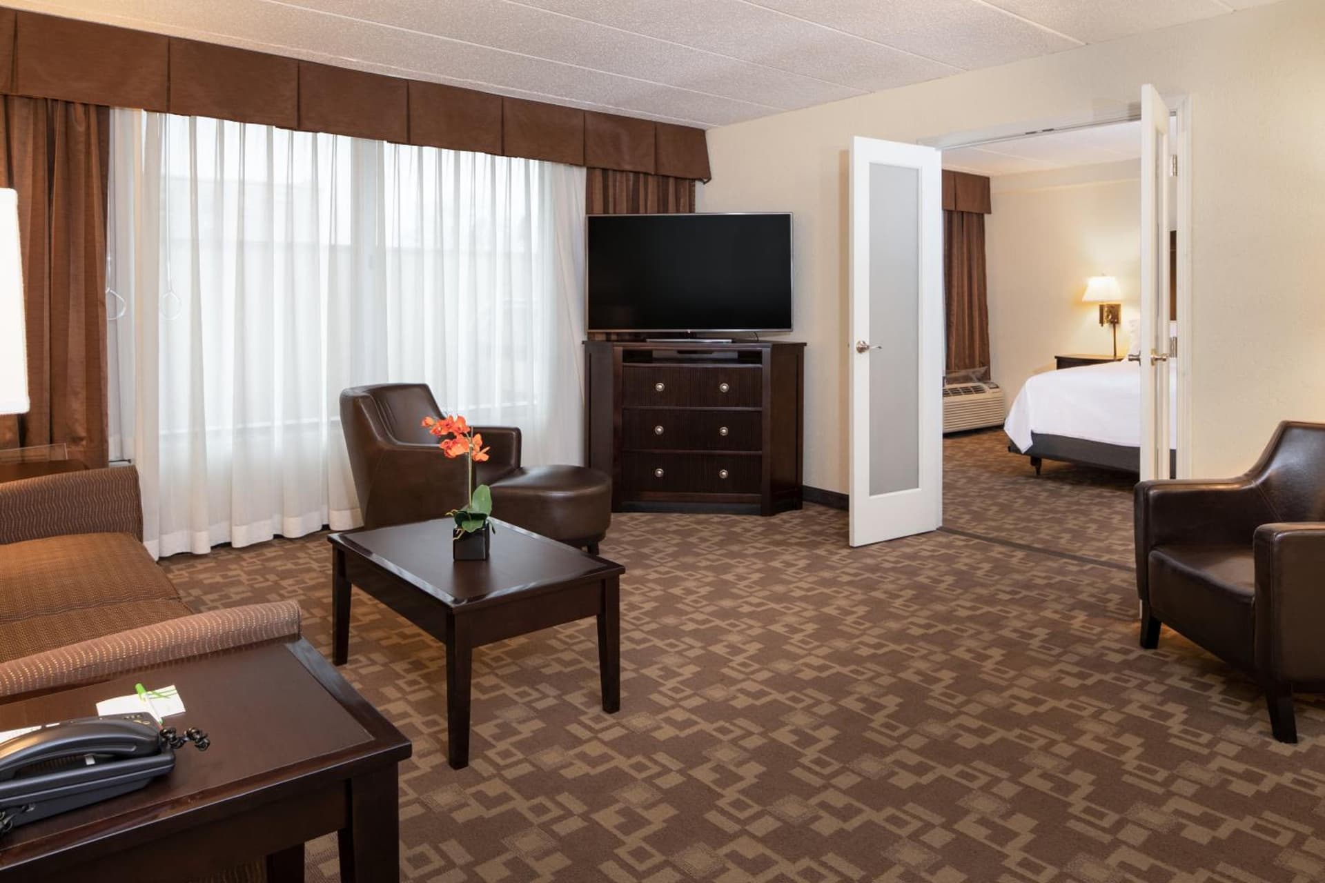 Holiday Inn and Suites Charleston West by IHG gallery photo in Charleston, WV — image 34