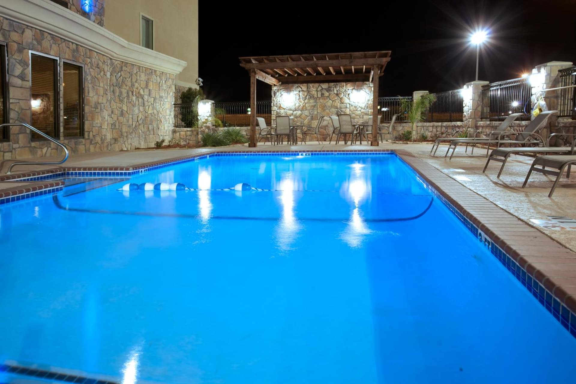 Holiday Inn Express Texas City, an IHG Hotel gallery photo in Texas City, TX — image 13