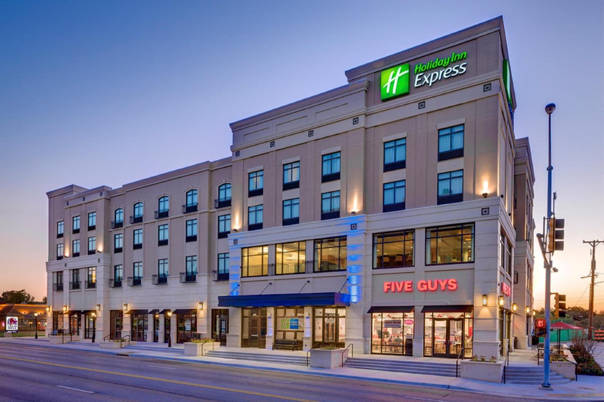 Holiday Inn Express & Suites - Kansas City KU Medical Center by IHG featured exterior or lobby in Kansas City, MO — similar hotel