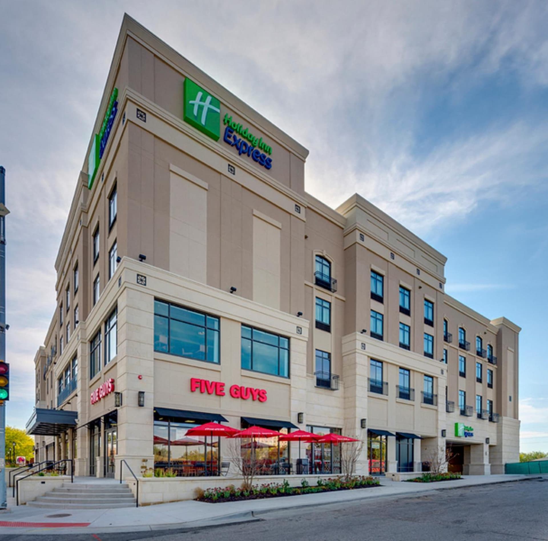 Holiday Inn Express & Suites - Kansas City KU Medical Center by IHG gallery photo in Kansas City, MO — image 23