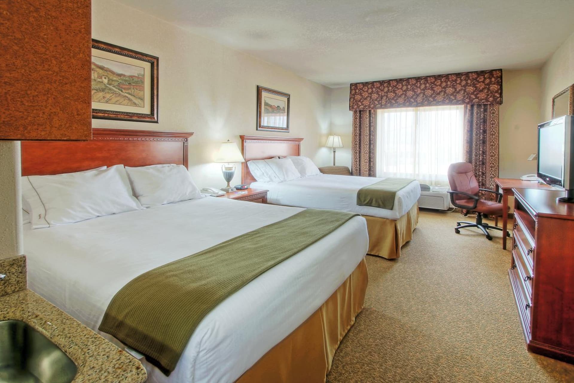 Holiday Inn Express Hotel & Suites Las Cruces by IHG gallery photo in Las Cruces, NM — image 23