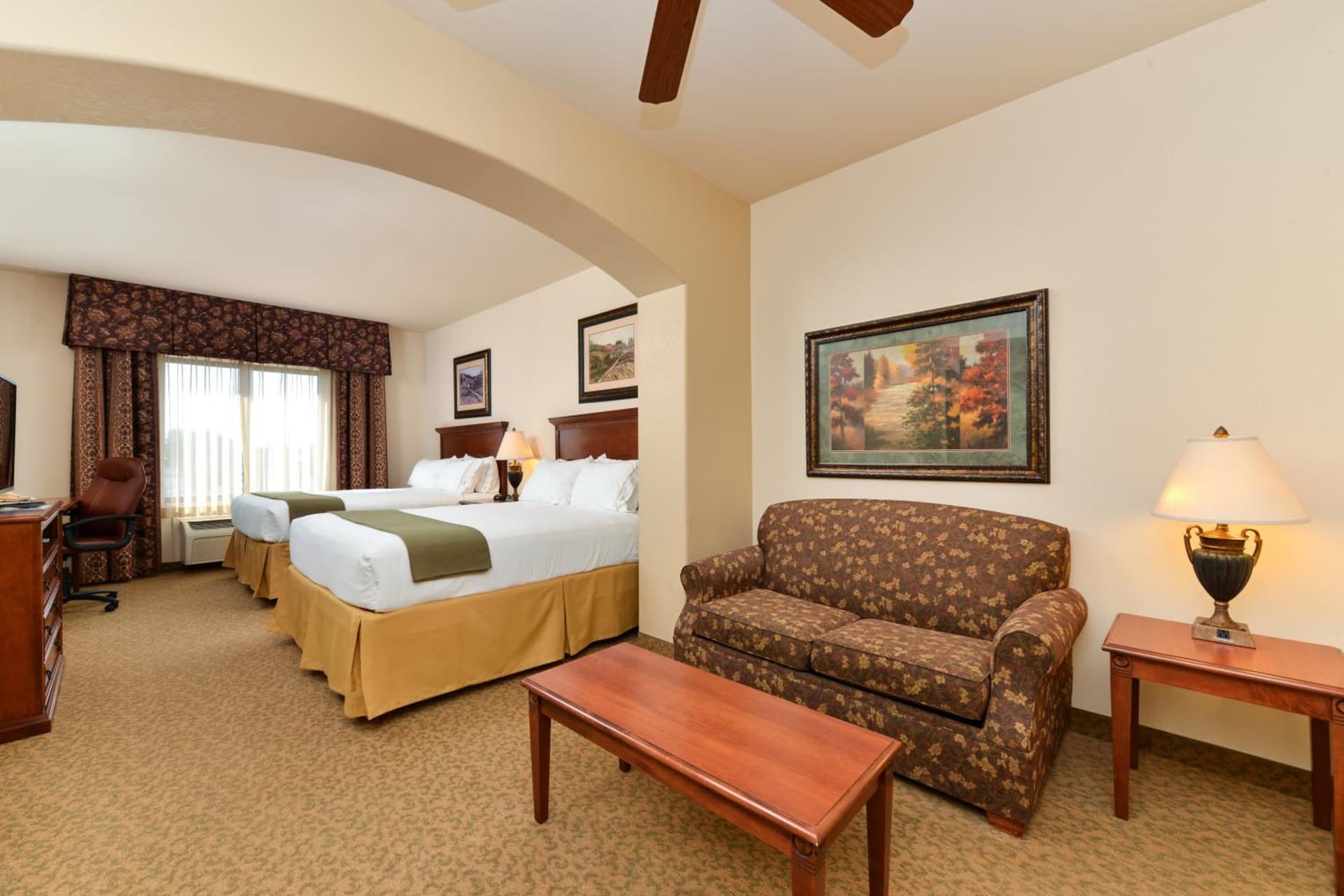 Holiday Inn Express Hotel & Suites Las Cruces by IHG gallery photo in Las Cruces, NM — image 26