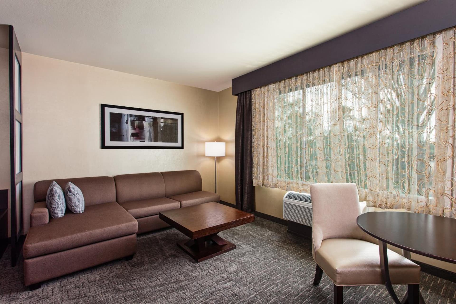 Holiday Inn Express & Suites Anaheim Resort Area by IHG gallery photo in Anaheim, CA — image 15