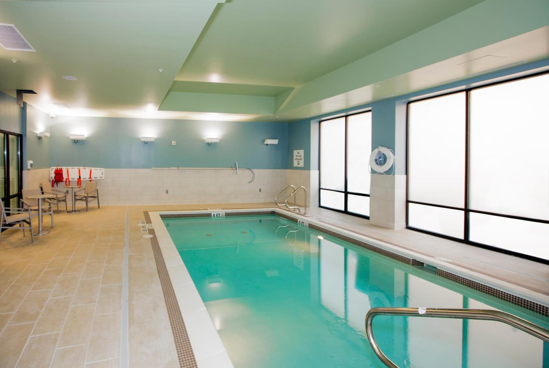 Holiday Inn Express & Suites Pittsburgh North Shore by IHG gallery photo in Pittsburgh, PA — image 24