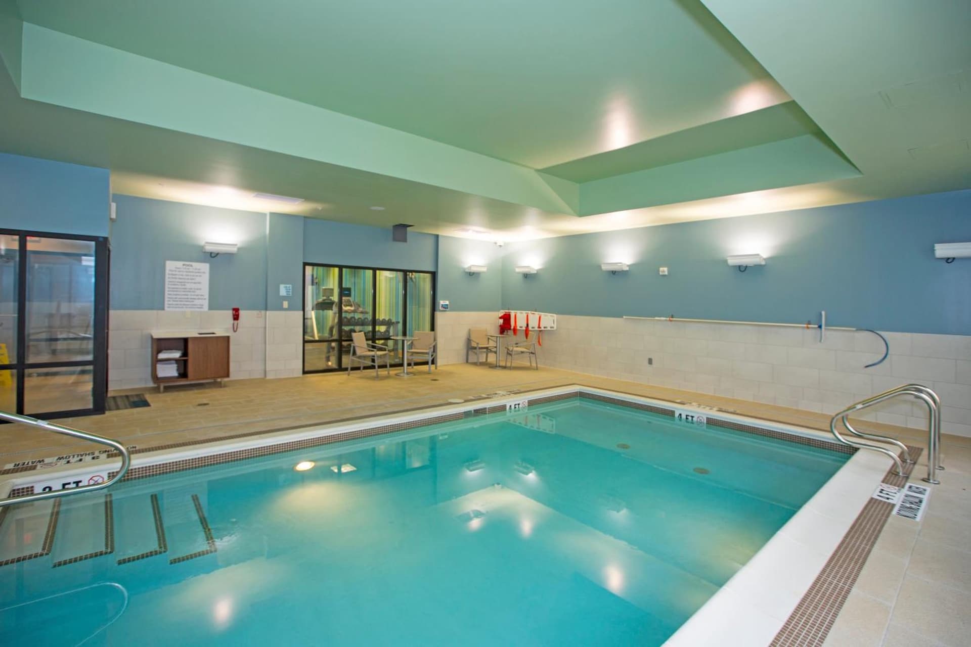 Holiday Inn Express & Suites Pittsburgh North Shore by IHG gallery photo in Pittsburgh, PA — image 52