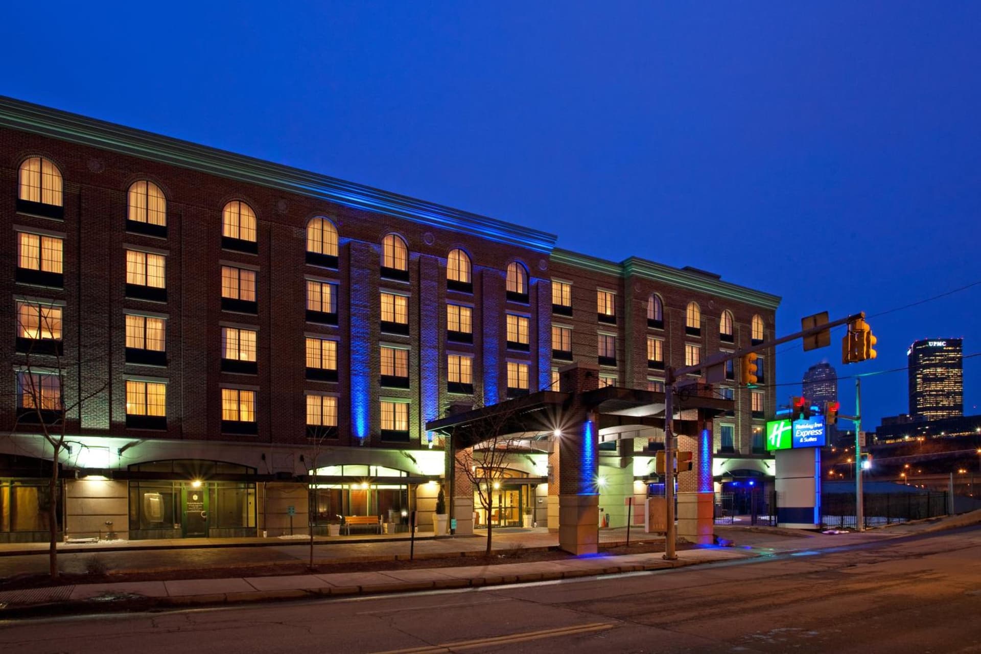 Holiday Inn Express Hotel & Suites Pittsburgh-South Side by IHG gallery photo in Pittsburgh, PA — image 30