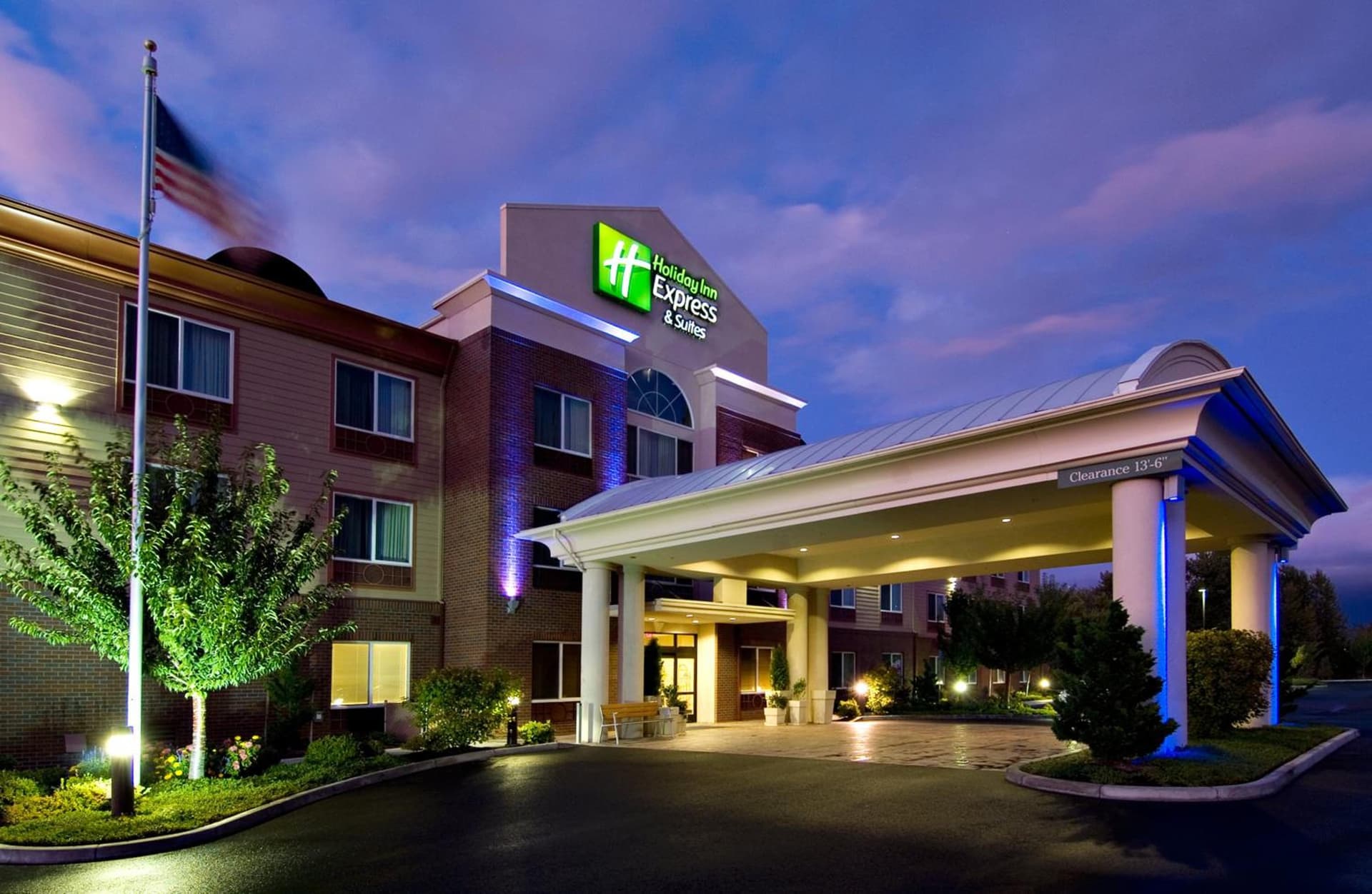 Holiday Inn Express Hotel & Suites Medford-Central Point by IHG gallery photo in Central Point, OR — image 37