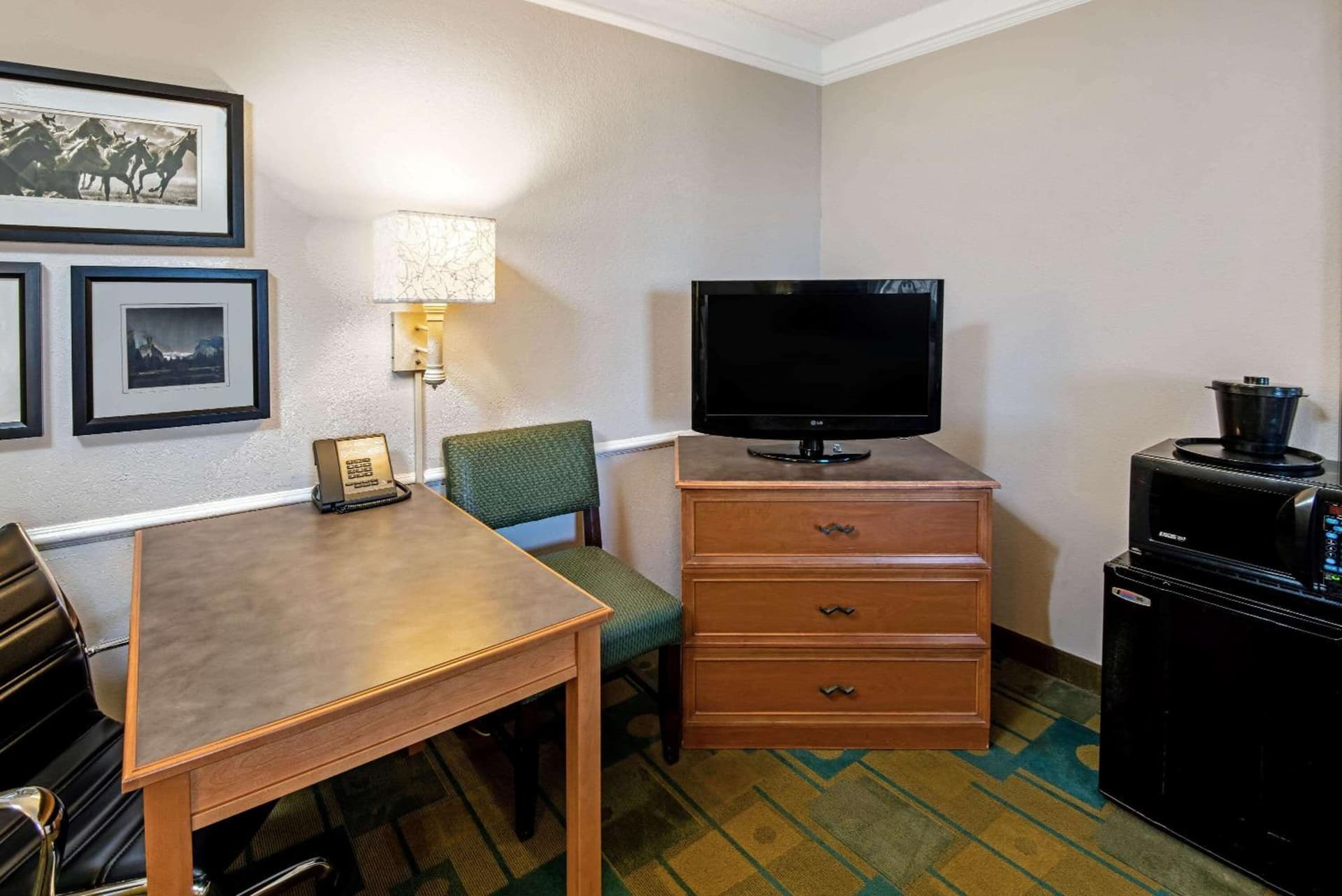 La Quinta Inn by Wyndham Amarillo Mid-City gallery photo in Amarillo, TX — image 57