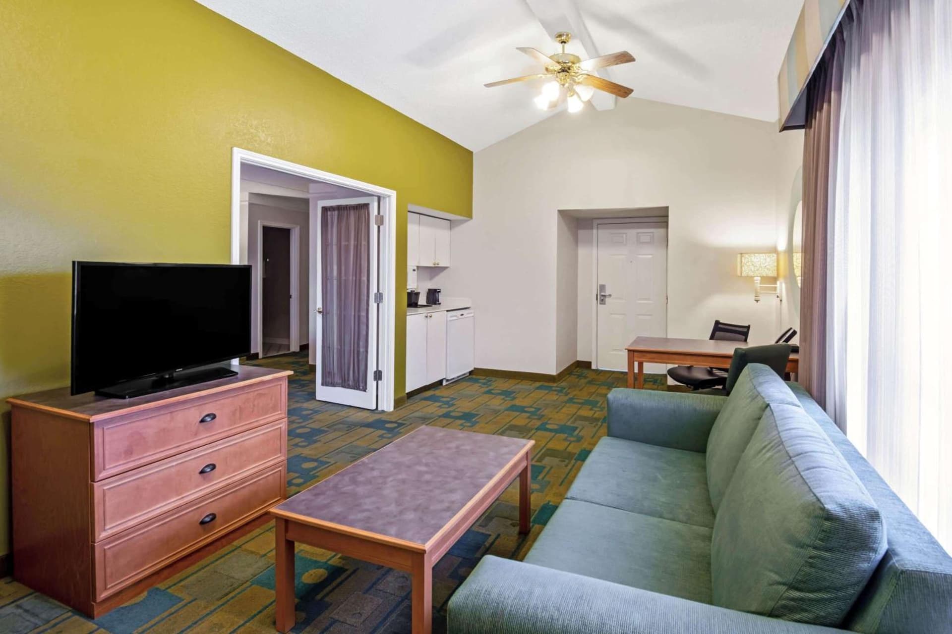 La Quinta Inn by Wyndham Amarillo Mid-City gallery photo in Amarillo, TX — image 9