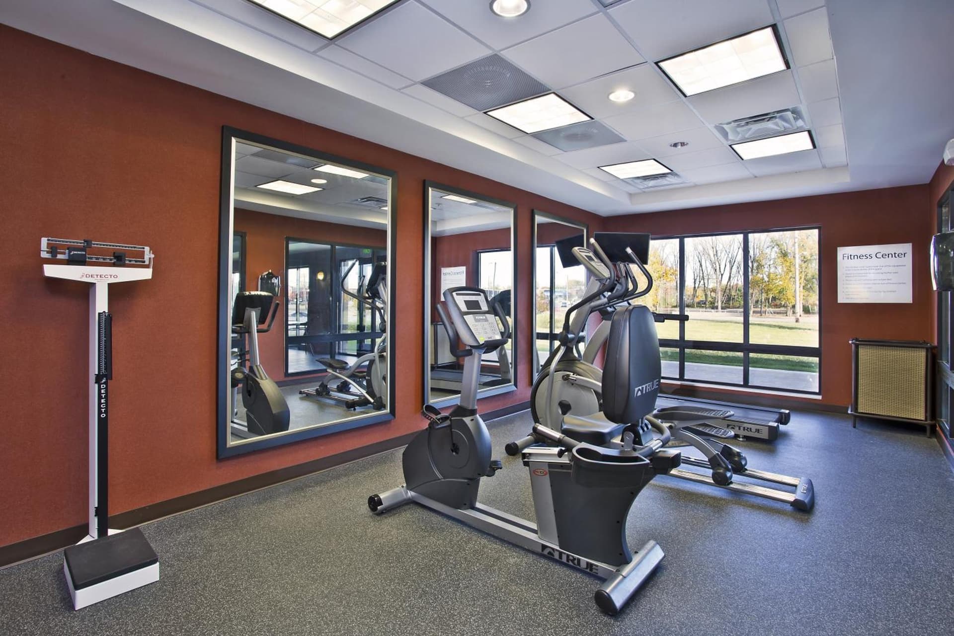 Holiday Inn Express & Suites Springfield by IHG gallery photo in Springfield, OH — image 5