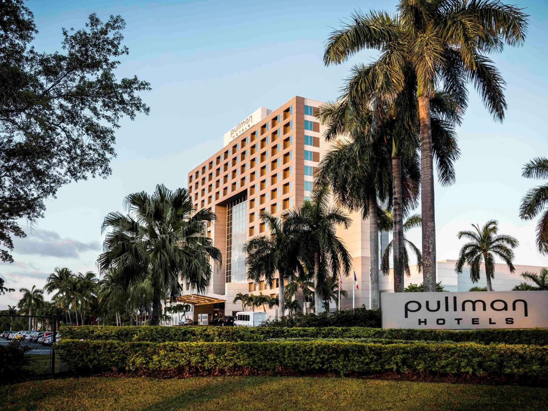 Pullman Miami Airport property views in Miami, FL — gallery photo 3