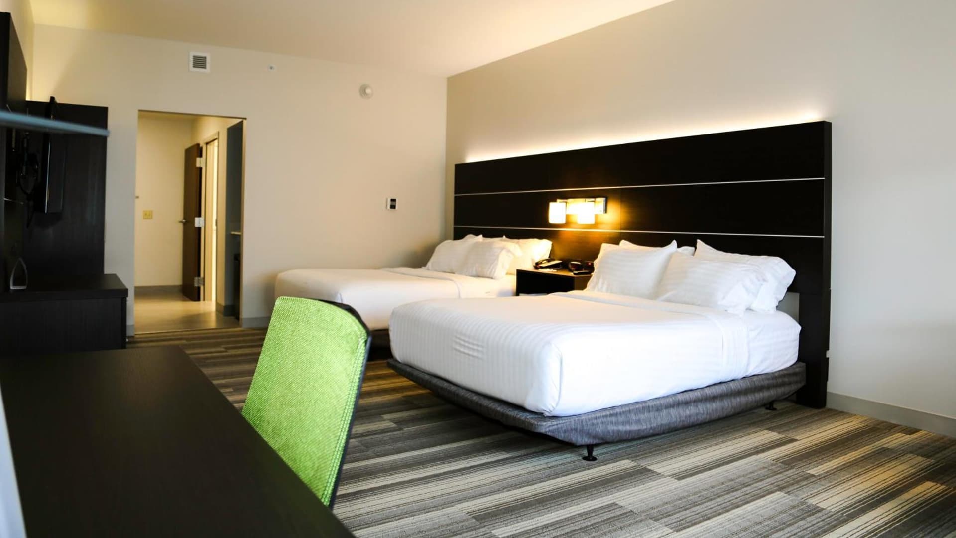 Holiday Inn Express & Suites Kingston-Ulster by IHG gallery photo in Lake Katrine, NY — image 21