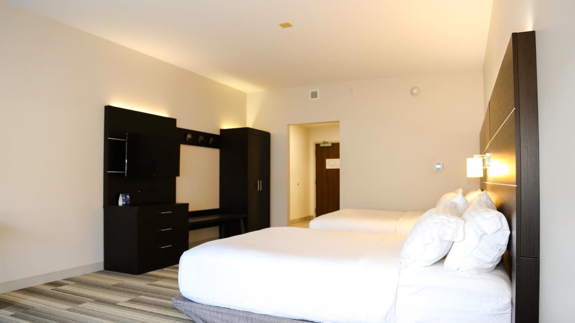 Holiday Inn Express & Suites Kingston-Ulster by IHG gallery photo in Lake Katrine, NY — image 27