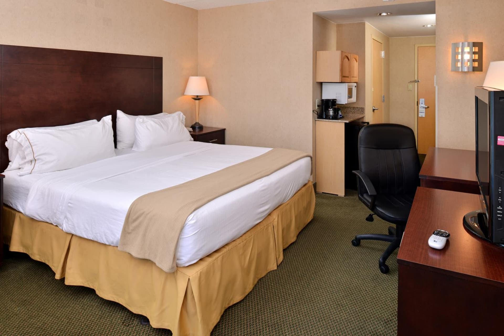 Holiday Inn Express & Suites - Ocean City by IHG gallery photo in Ocean City, MD — image 36