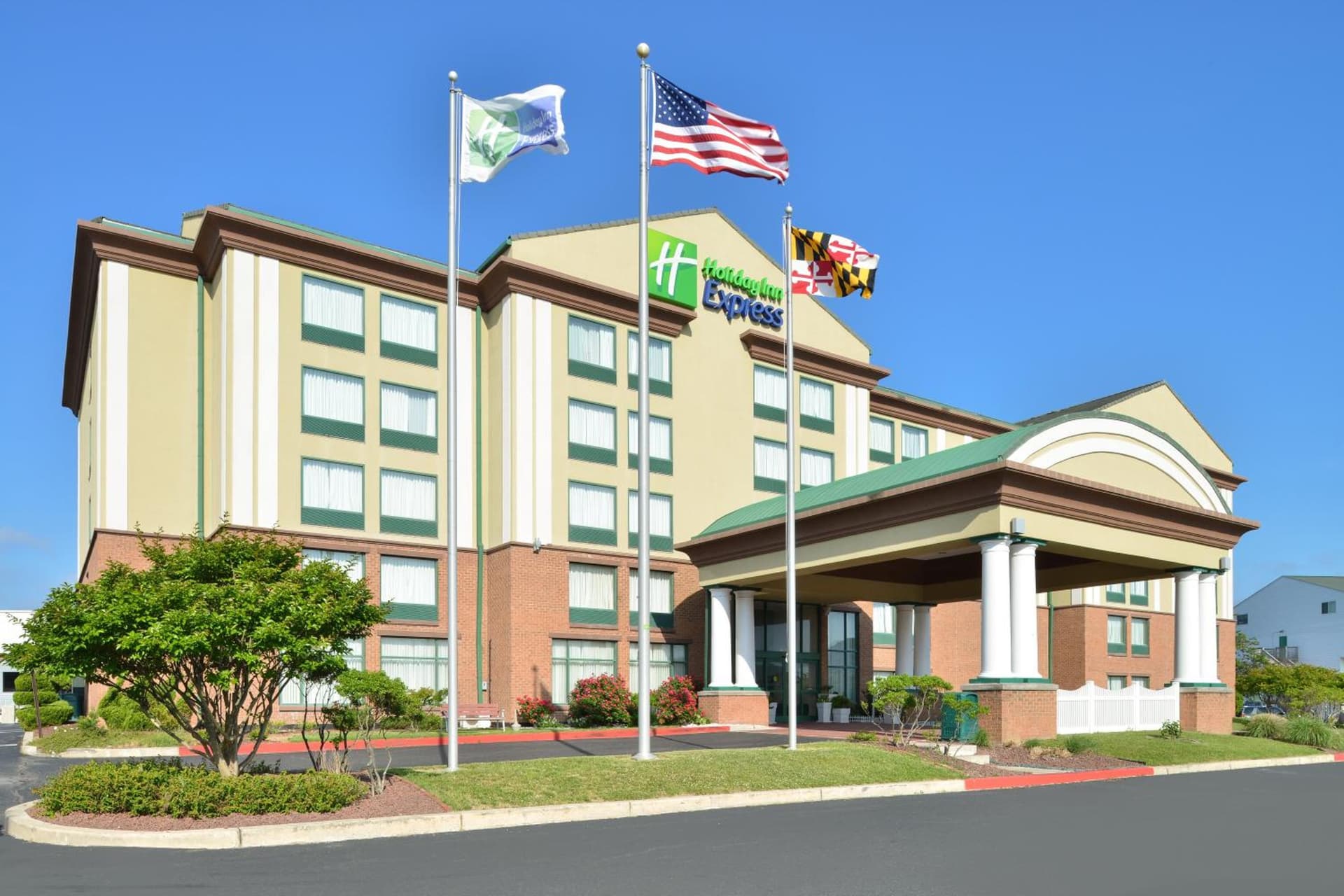 Holiday Inn Express & Suites - Ocean City by IHG gallery photo in Ocean City, MD — image 9