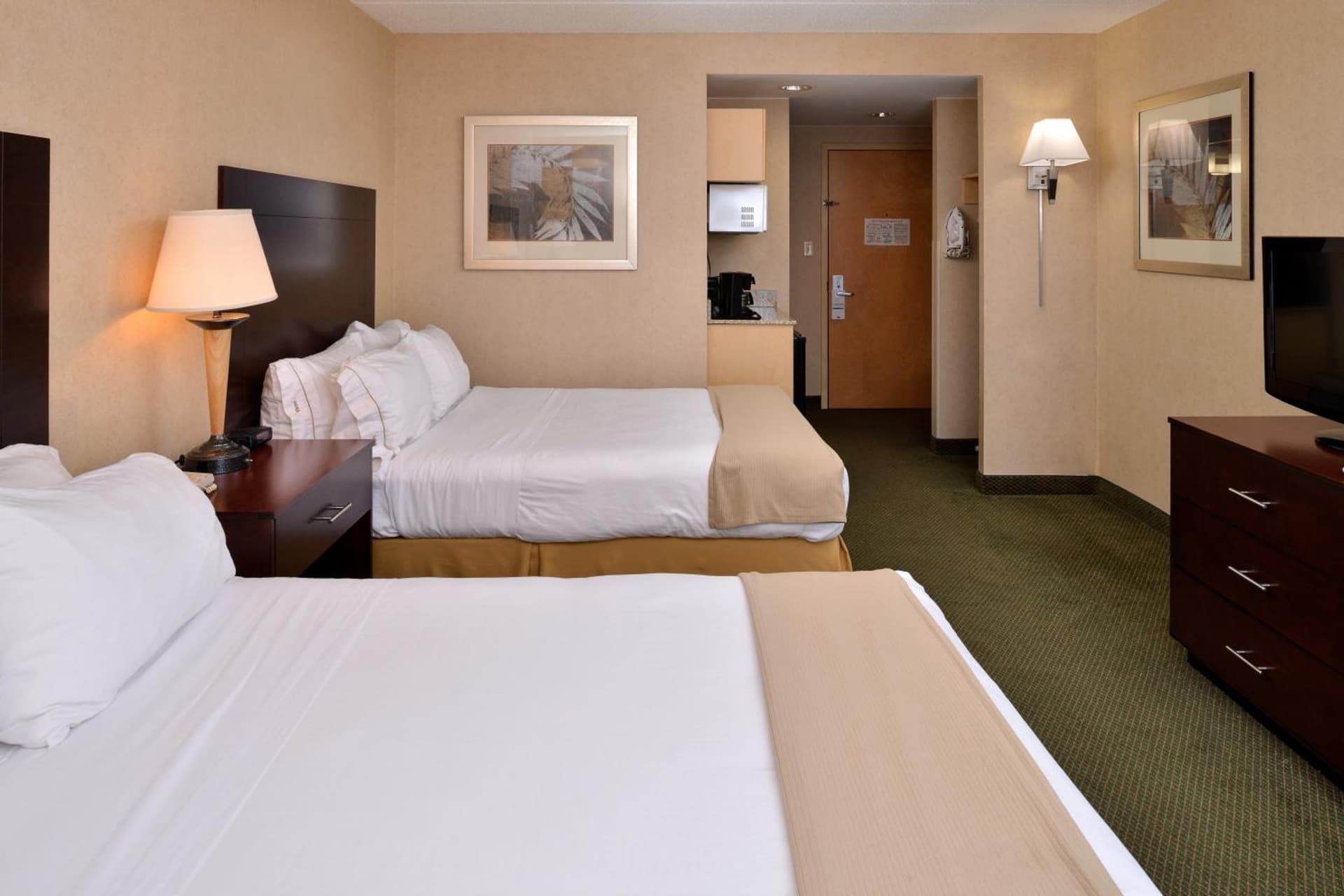 Holiday Inn Express & Suites - Ocean City by IHG gallery photo in Ocean City, MD — image 13
