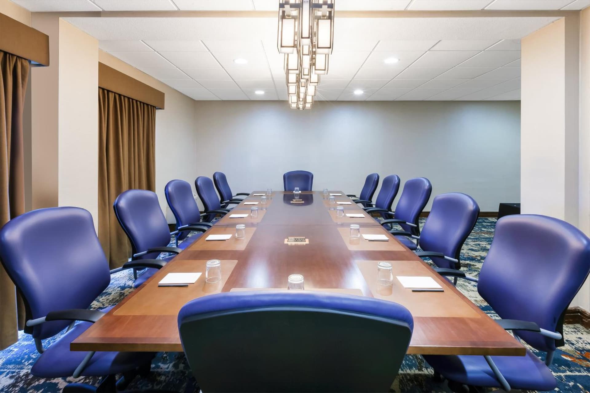 Crowne Plaza Columbus North - Worthington by IHG gallery photo in Columbus, OH — image 13